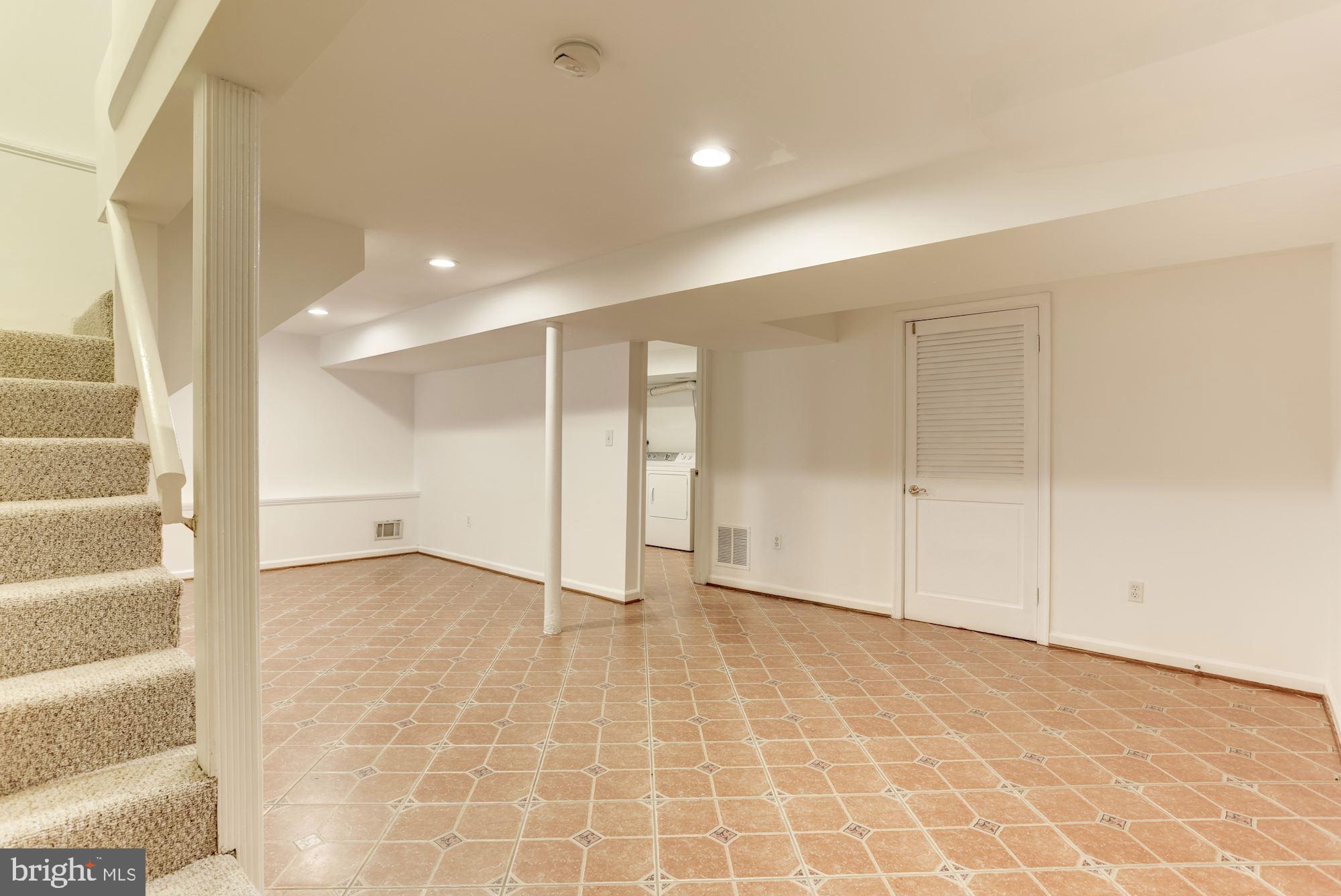 GLEN ECHO HEIGHTS - Residential