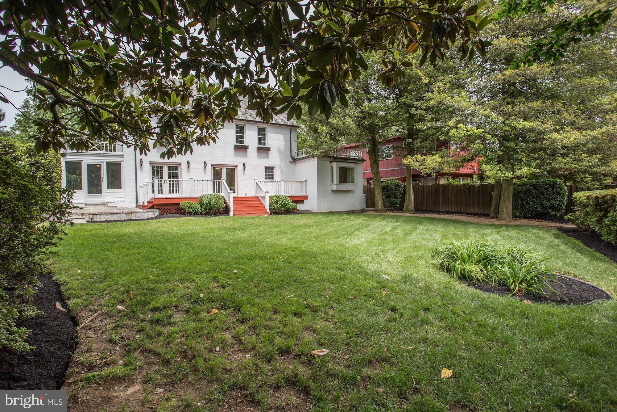 GLEN ECHO HEIGHTS - Residential