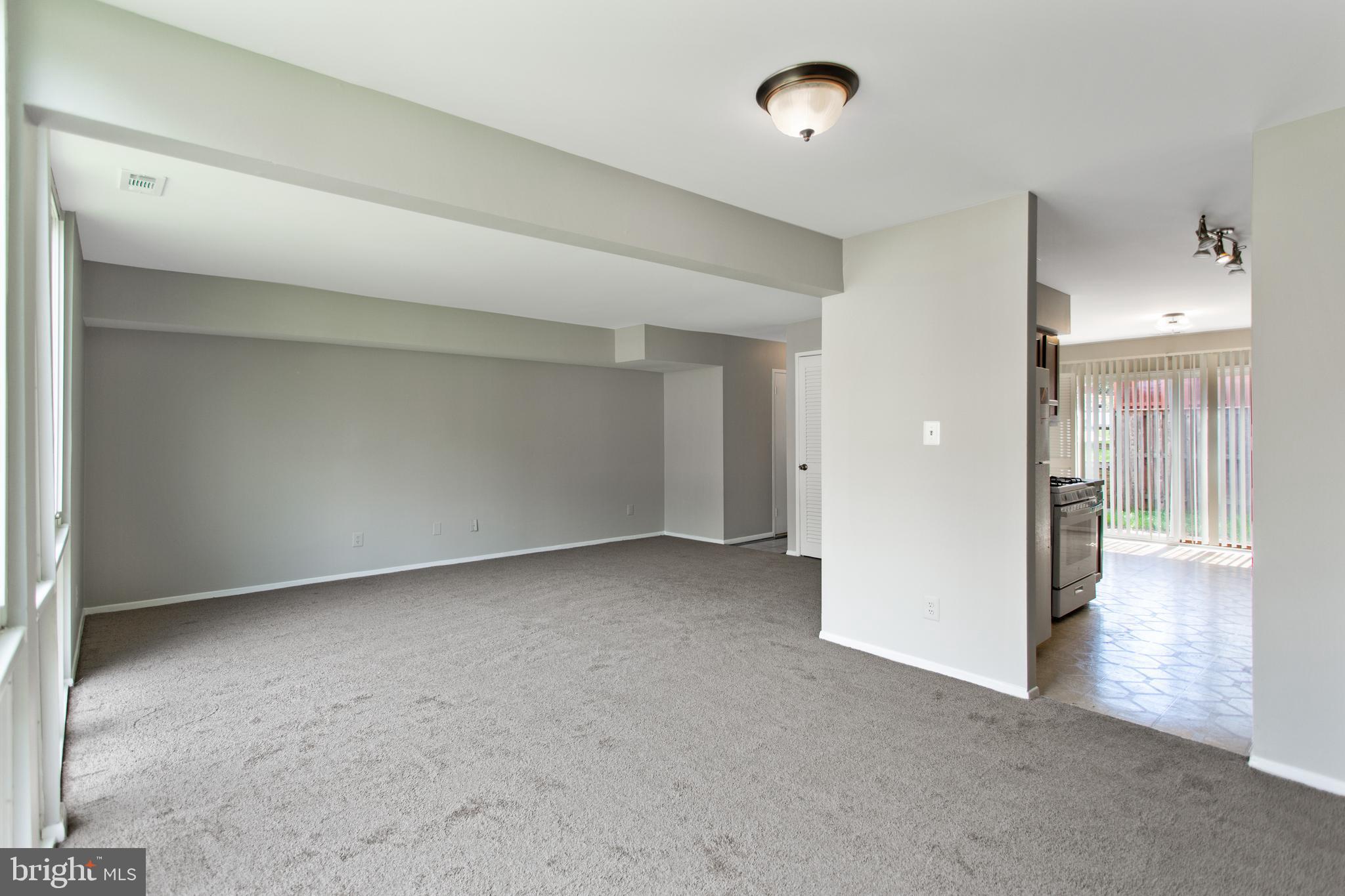 PATRIDGE COURTS CONDOMINIUMS - Residential