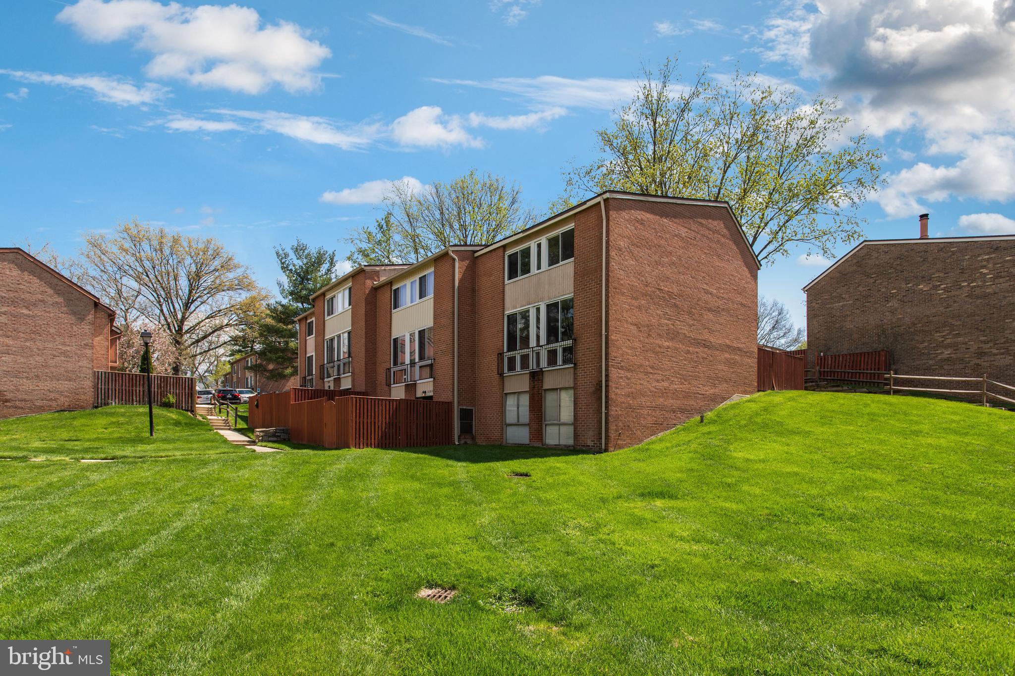 PATRIDGE COURTS CONDOMINIUMS - Residential