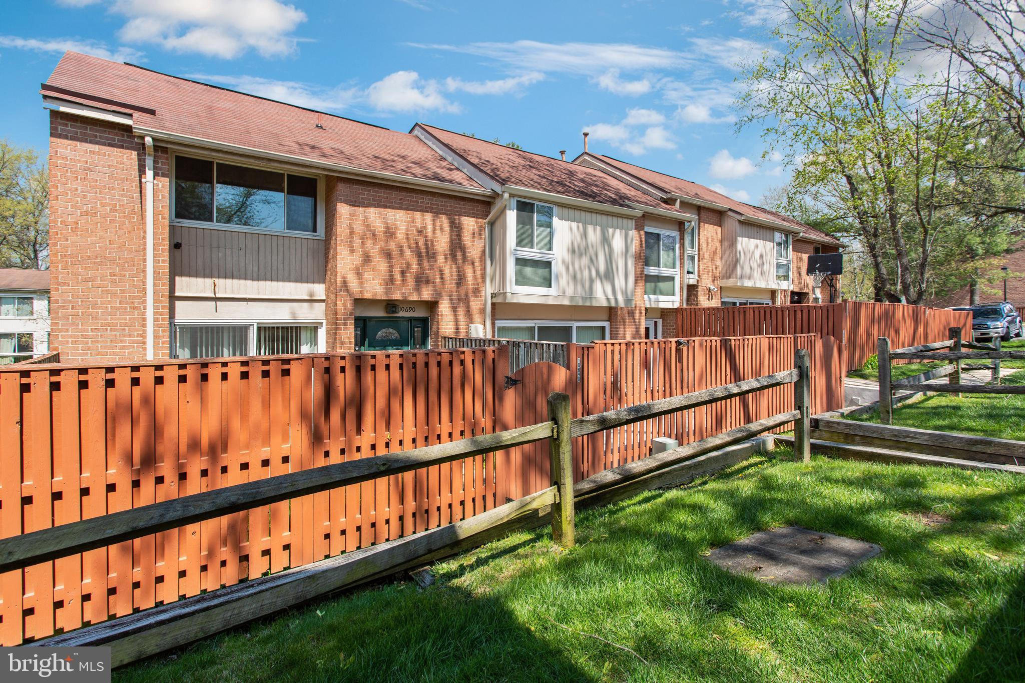 PATRIDGE COURTS CONDOMINIUMS - Residential