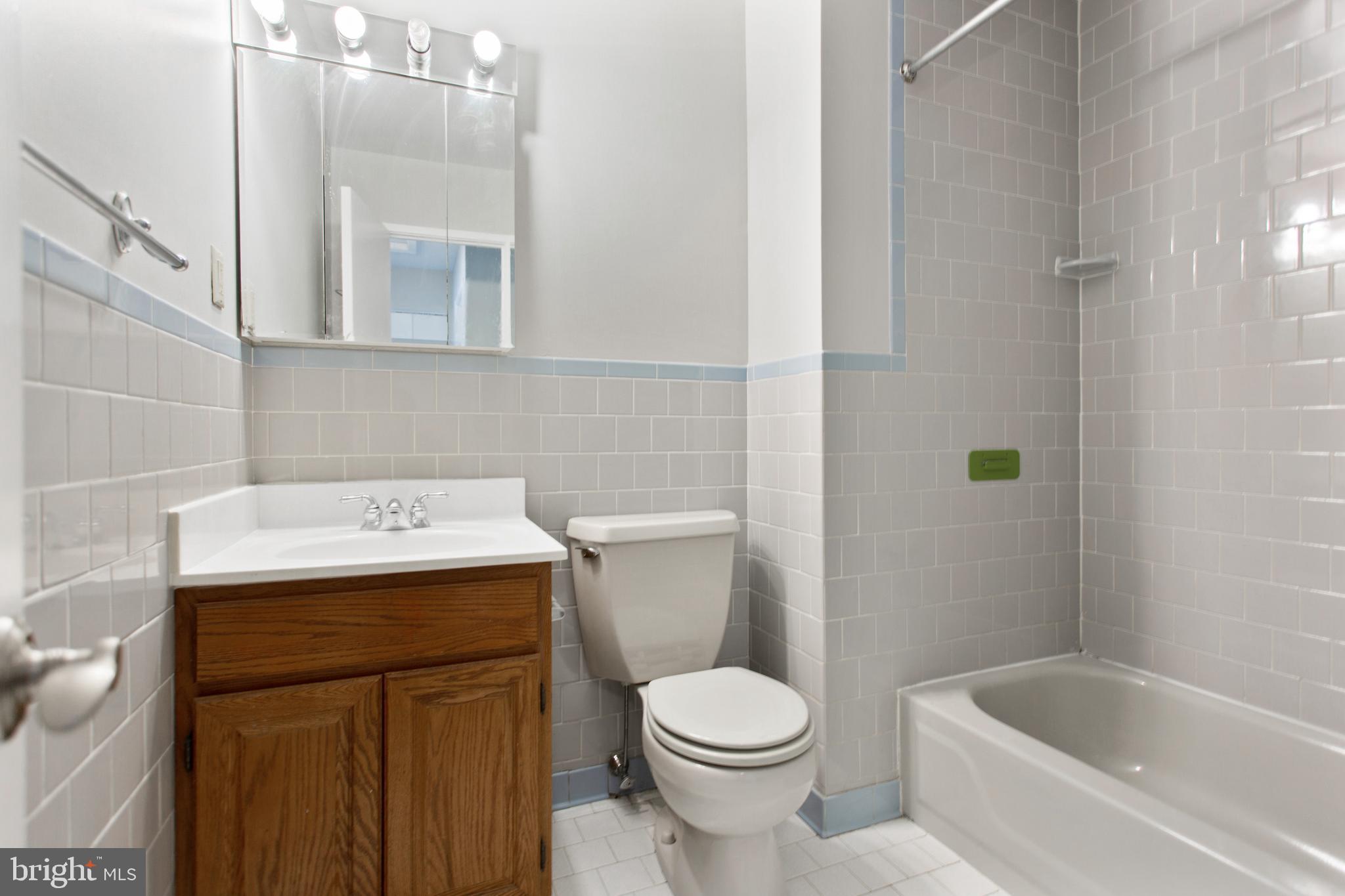 PATRIDGE COURTS CONDOMINIUMS - Residential