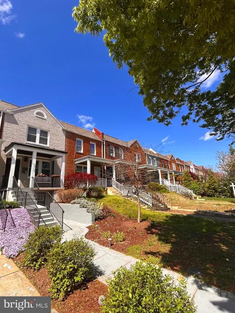 542 Oklahoma Avenue NE, Washington, DC MLS: DCDC2195440