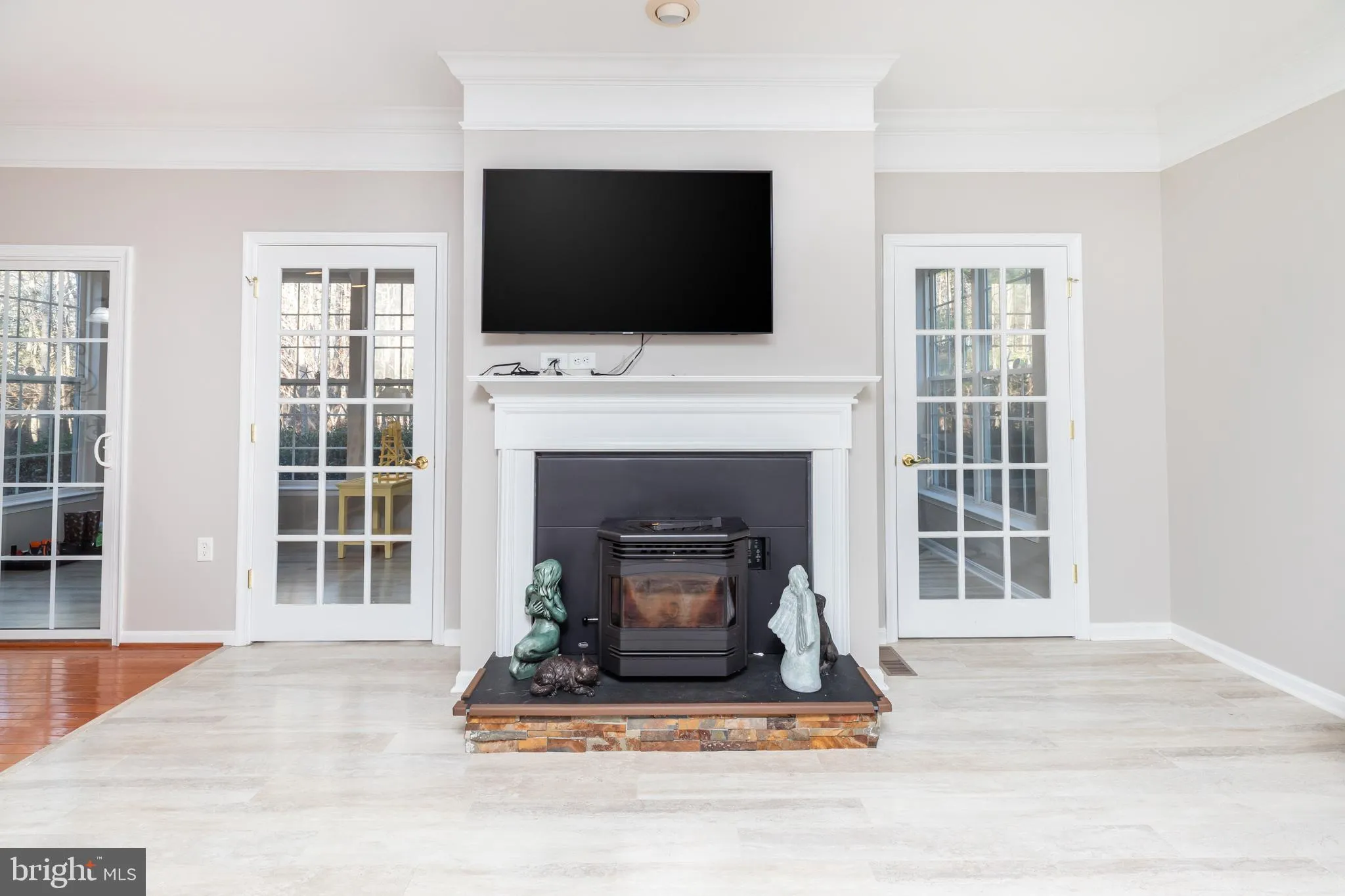 Berlin, Maryland 21811, United States, 3 Bedrooms Bedrooms, ,2 BathroomsBathrooms,Residential,Pending,23771