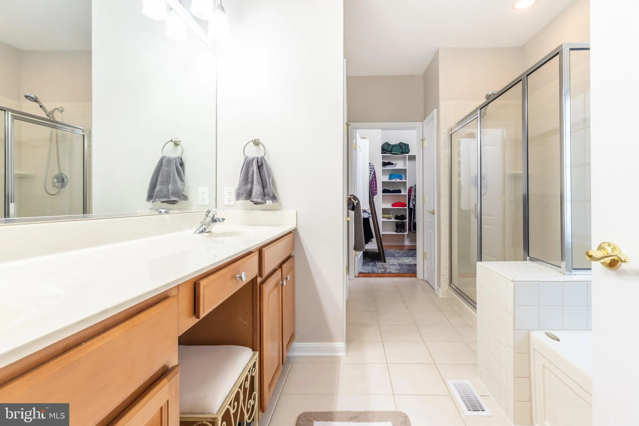 Berlin, Maryland 21811, United States, 3 Bedrooms Bedrooms, ,2 BathroomsBathrooms,Residential,Pending,23771