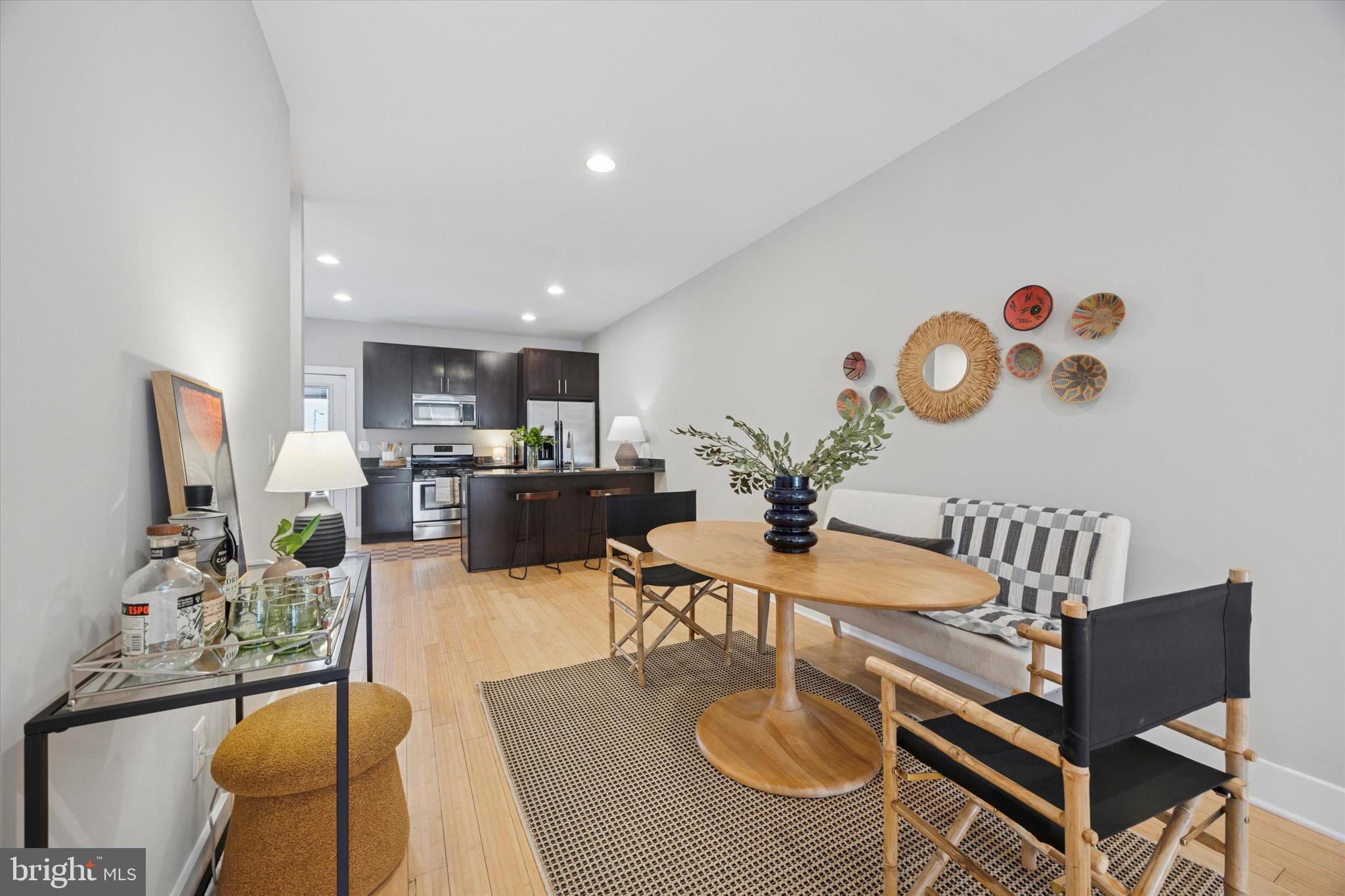 FRANCISVILLE - Residential