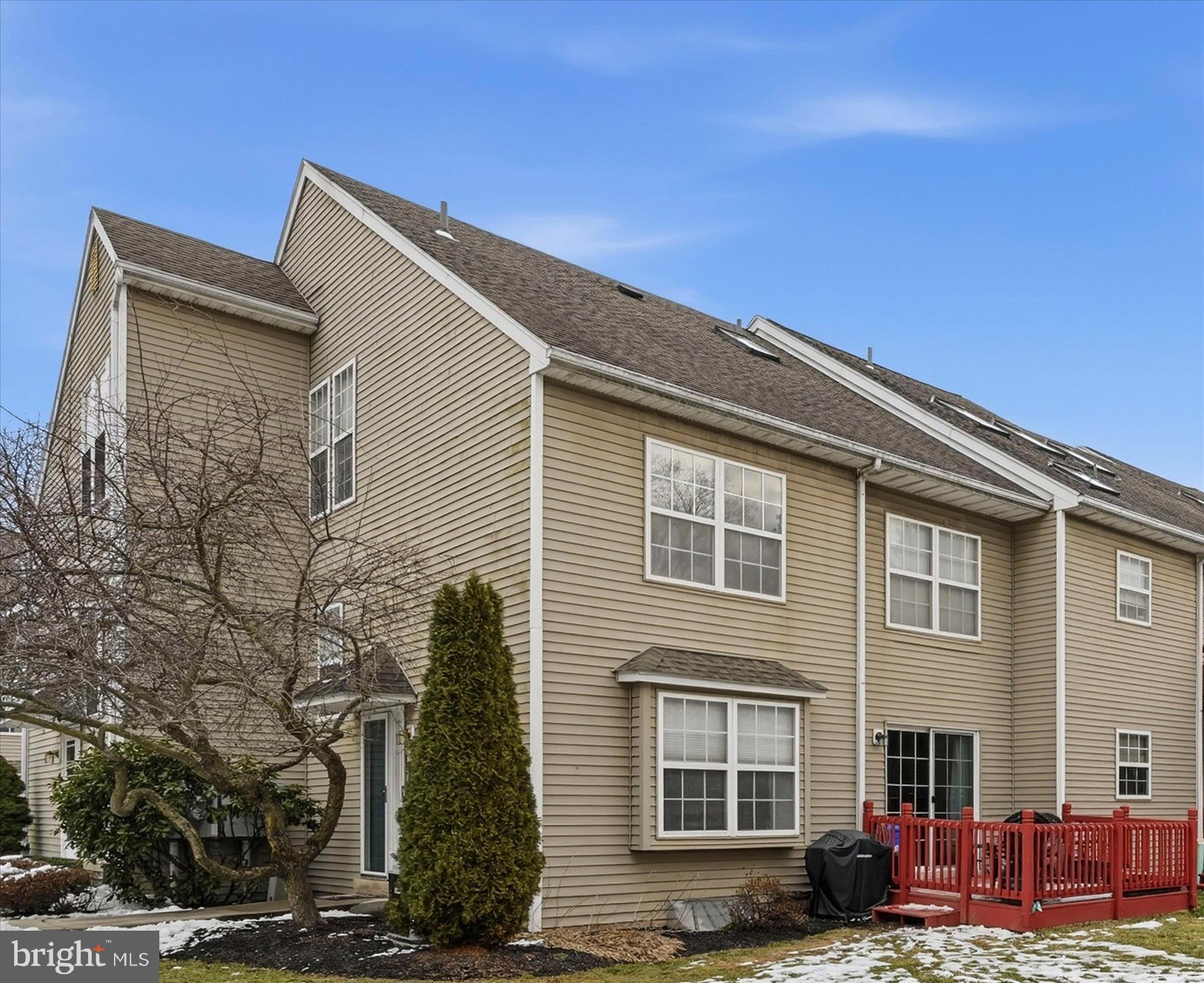 BLACKSMITH POINTE - Residential