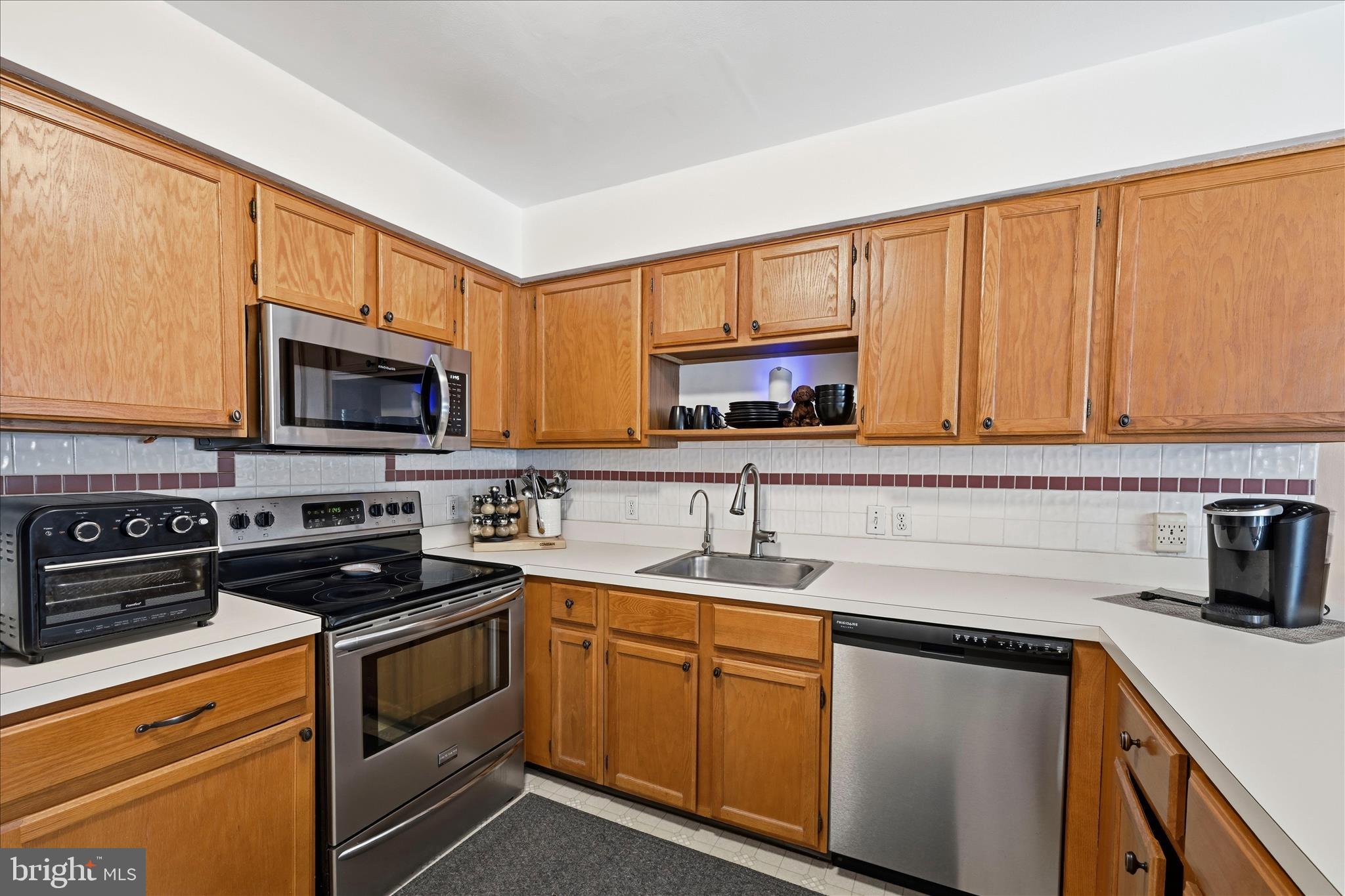 BLACKSMITH POINTE - Residential