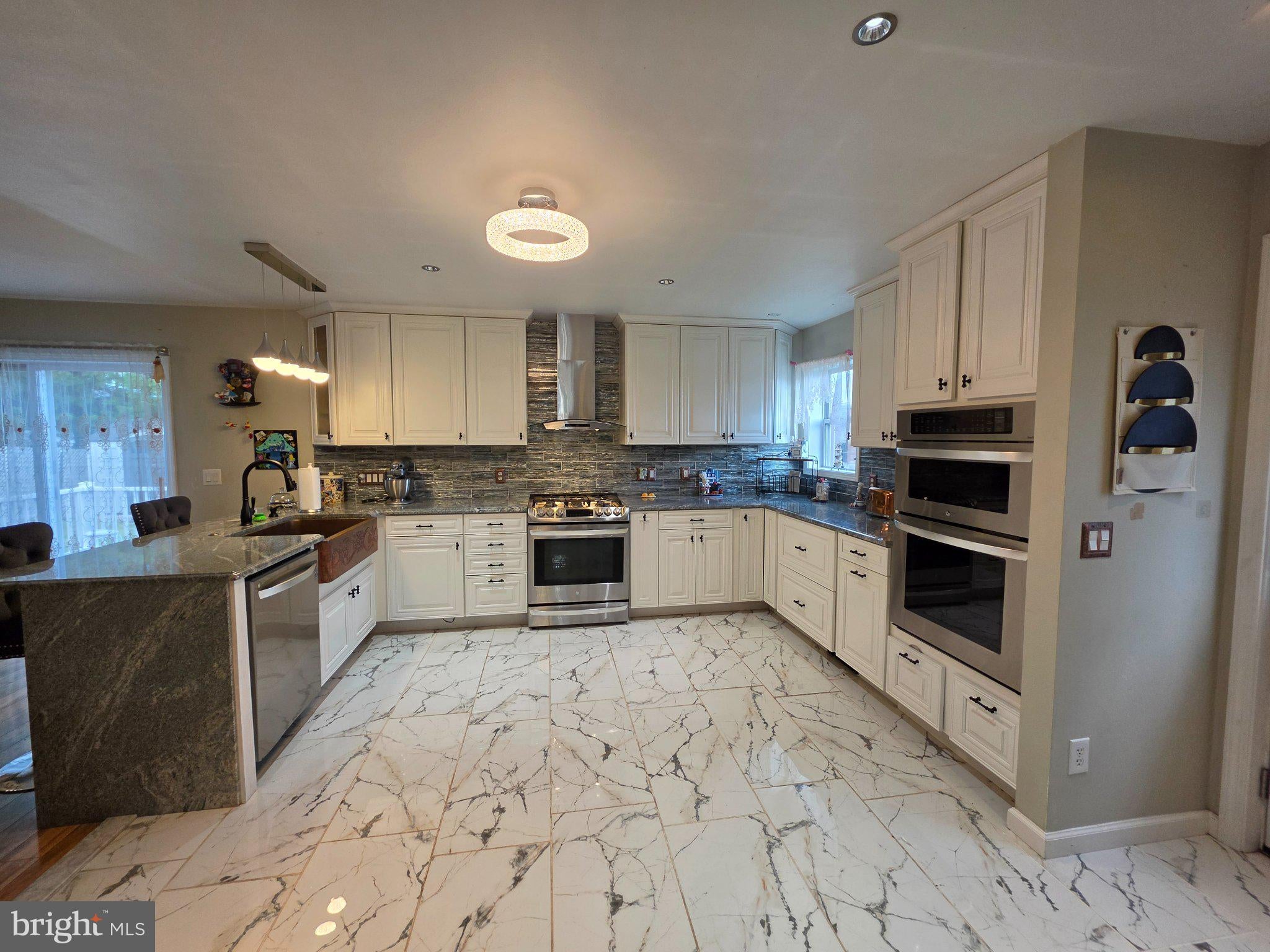 218 WEMPE DRIVE