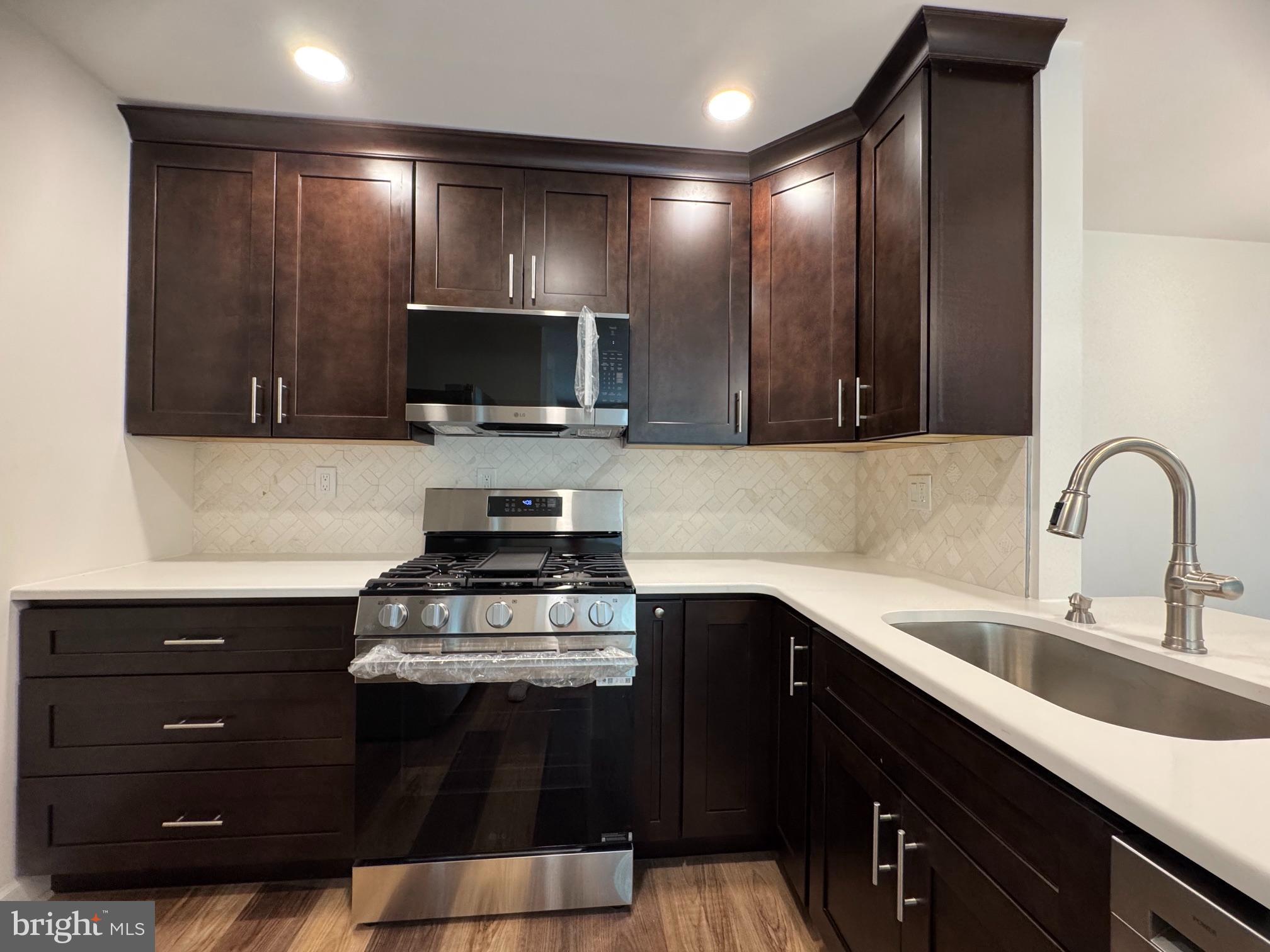 NEWTOWN GRANT - Residential