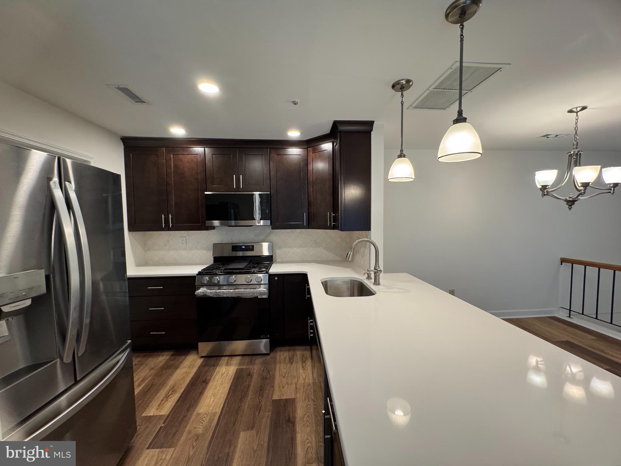 NEWTOWN GRANT - Residential