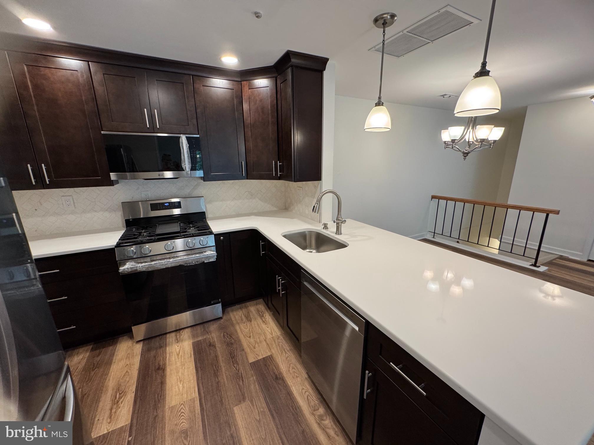NEWTOWN GRANT - Residential