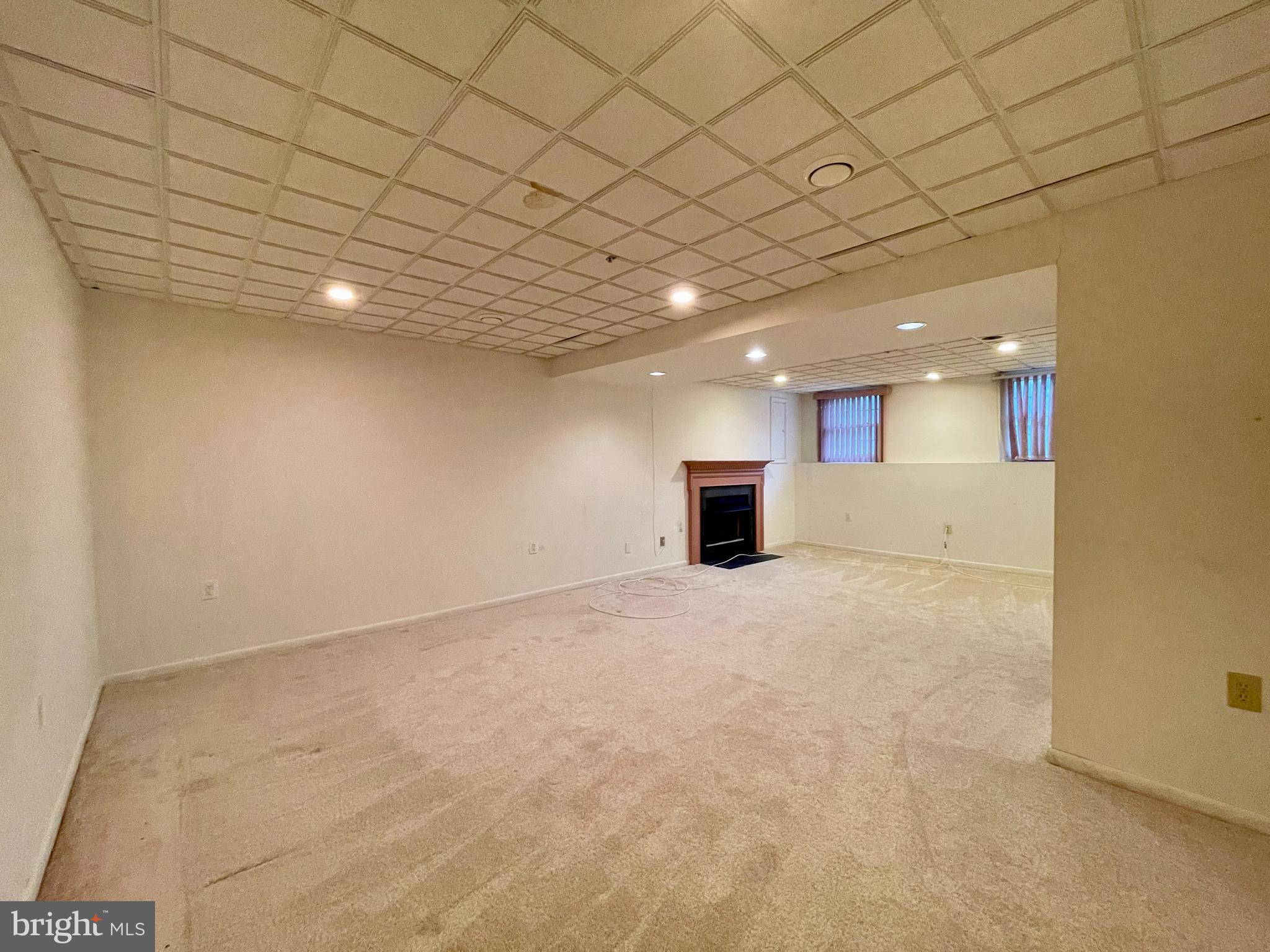 GLENDALE - Residential