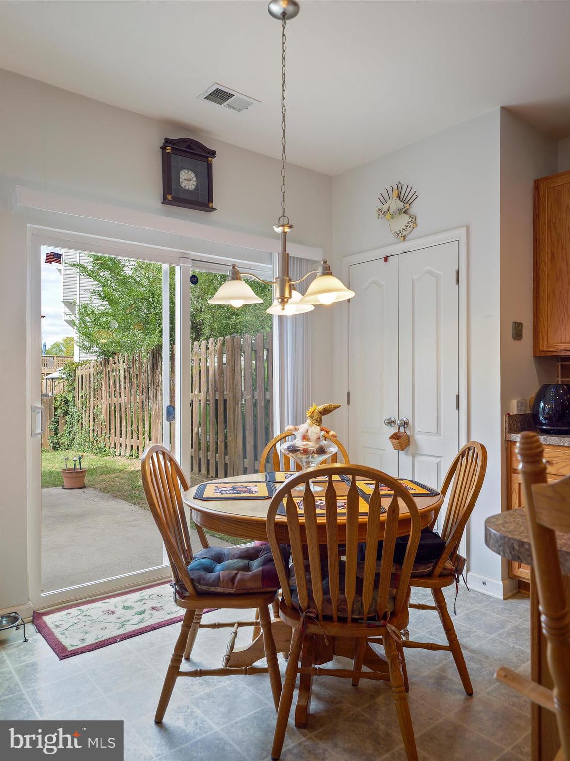 ARCHERS ROCK - Residential