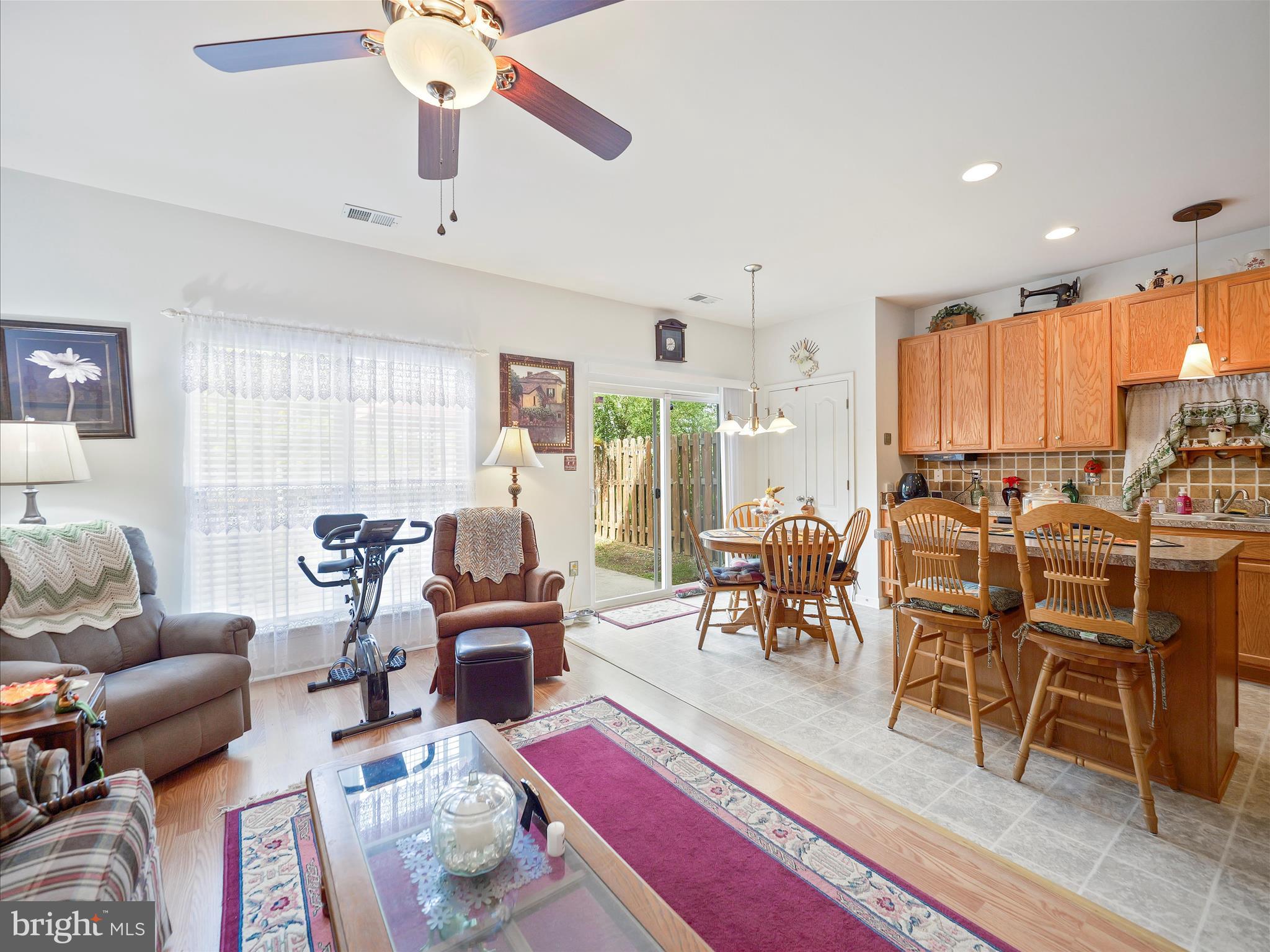 ARCHERS ROCK - Residential