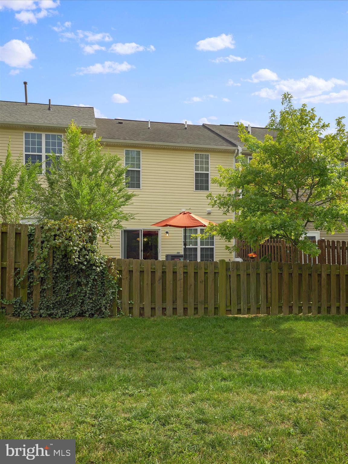 ARCHERS ROCK - Residential