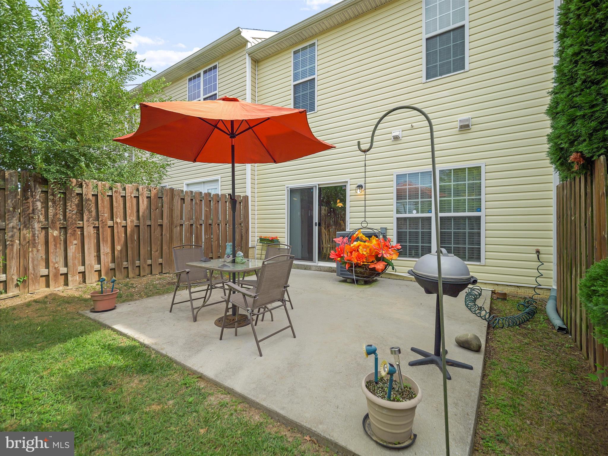 ARCHERS ROCK - Residential