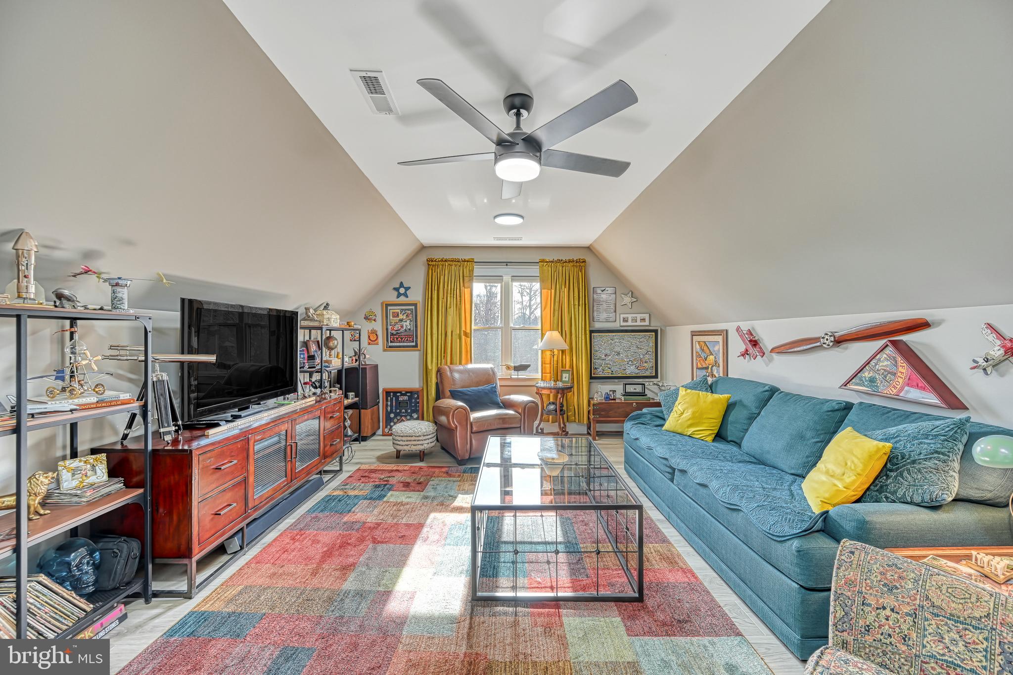 THE WATERS - Residential