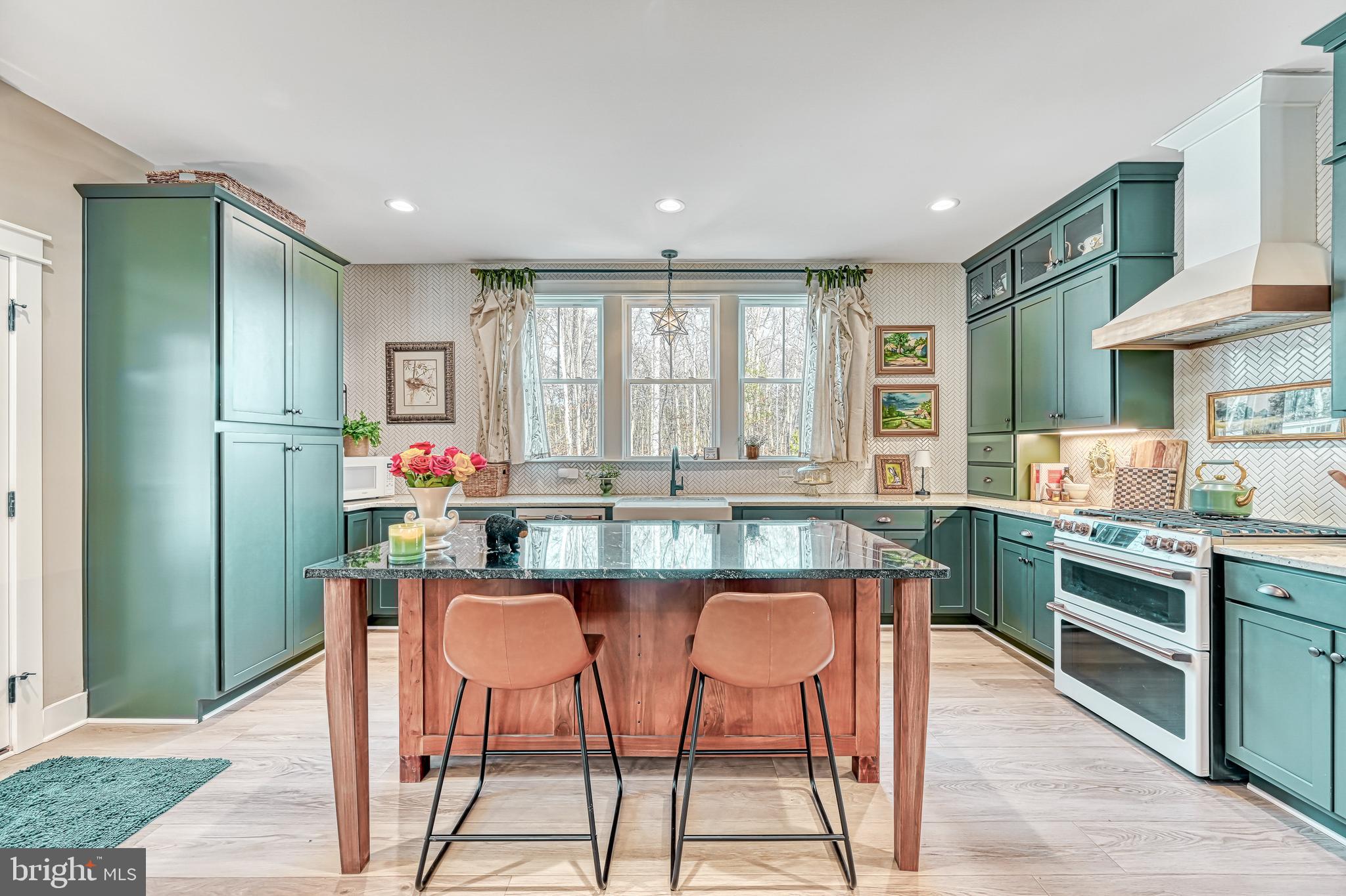 THE WATERS - Residential