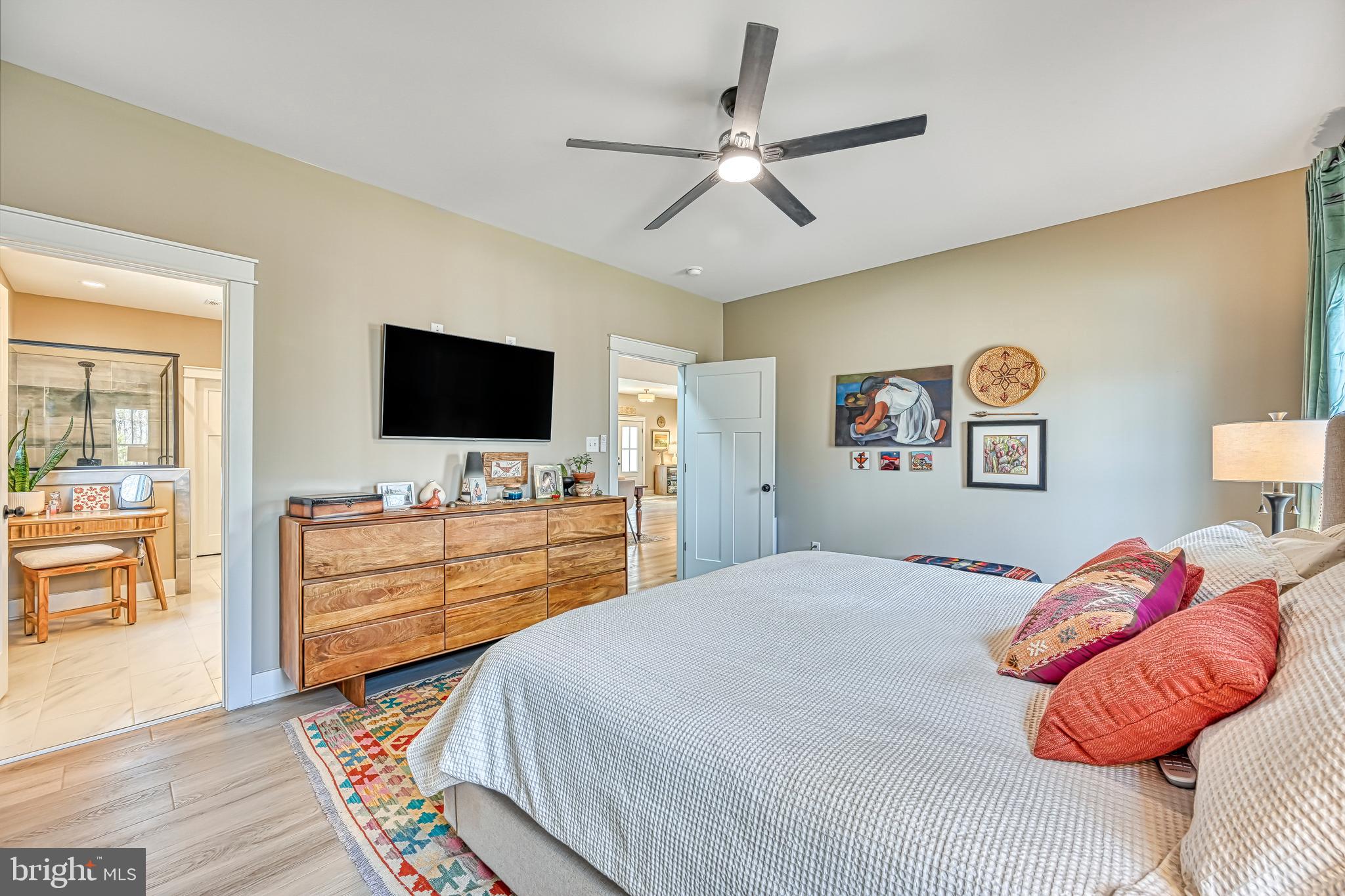 THE WATERS - Residential