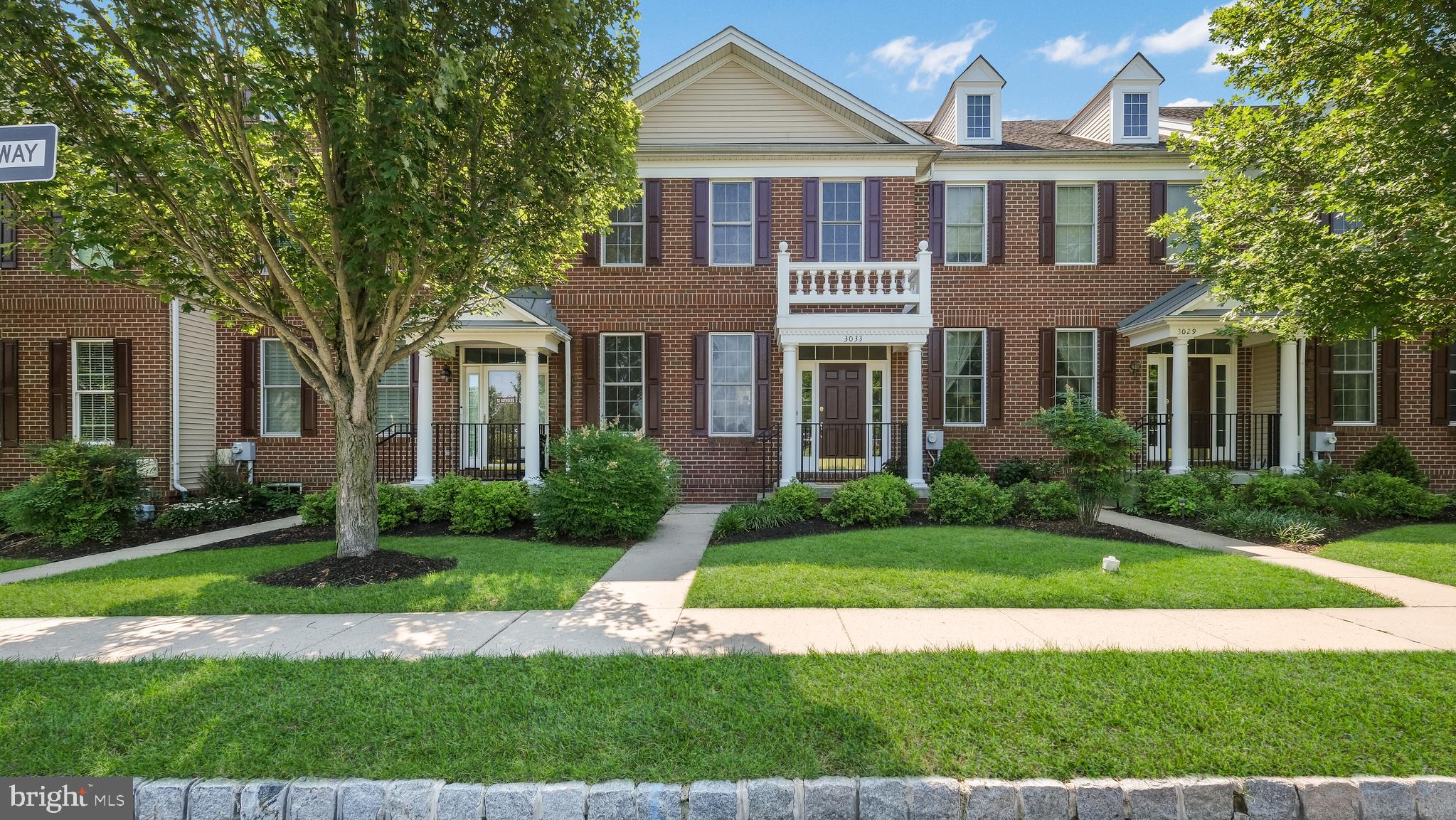 ARBOR POINT - Residential