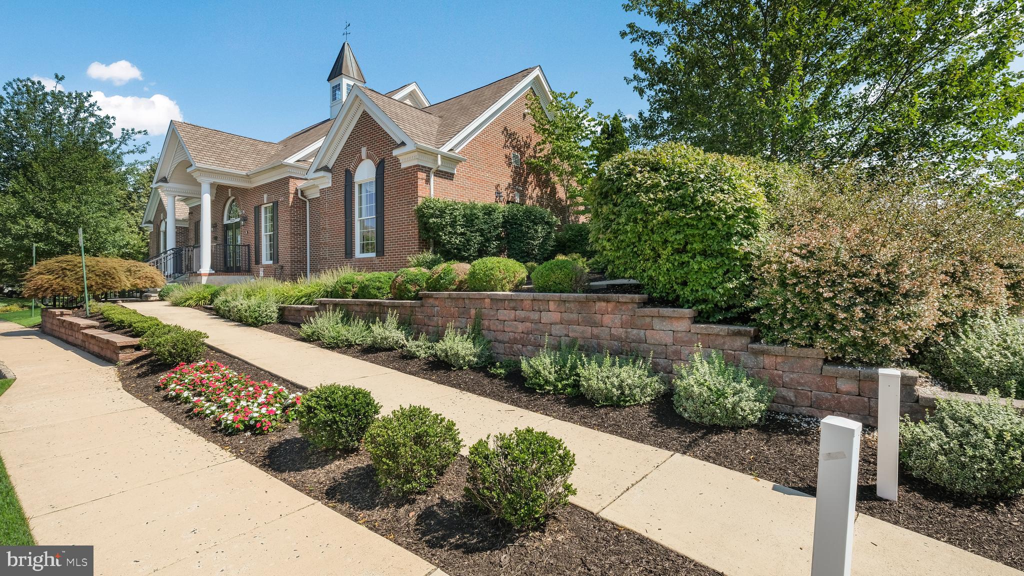 ARBOR POINT - Residential