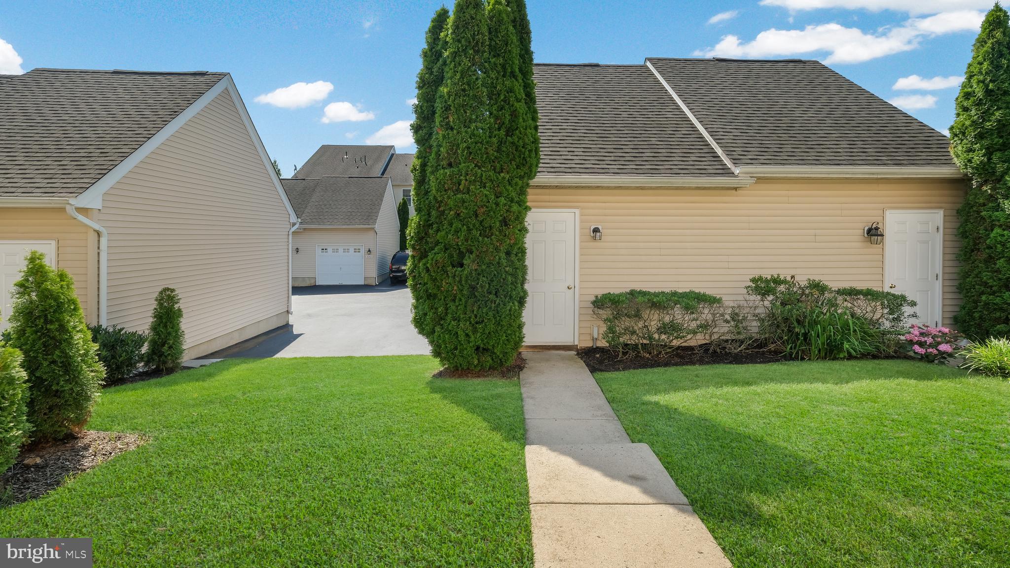 ARBOR POINT - Residential