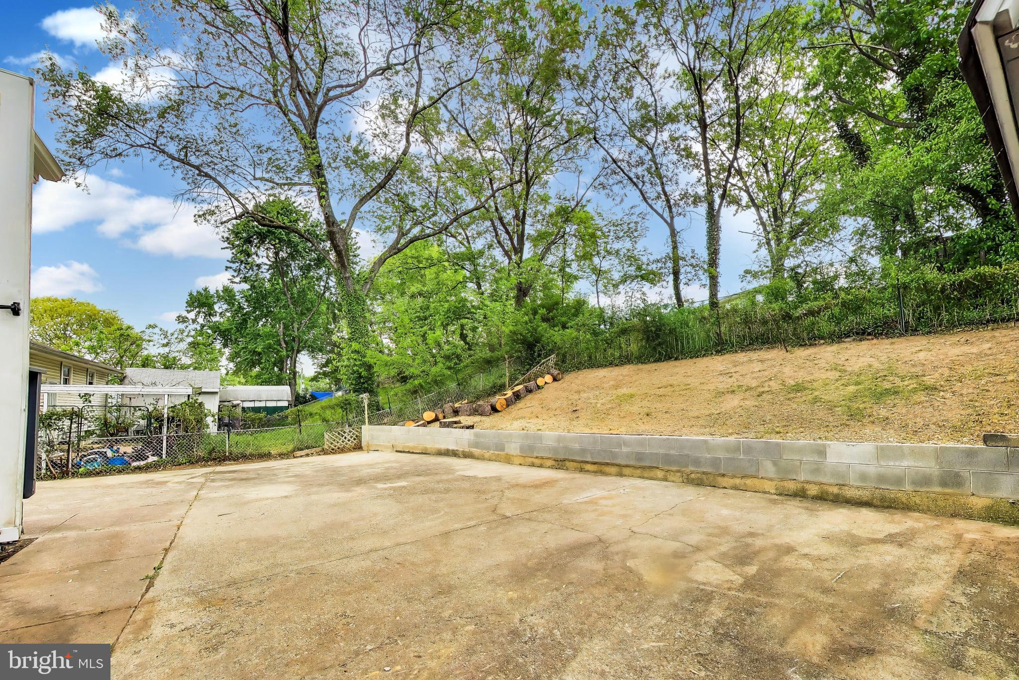 DISTRICT HEIGHTS - Residential