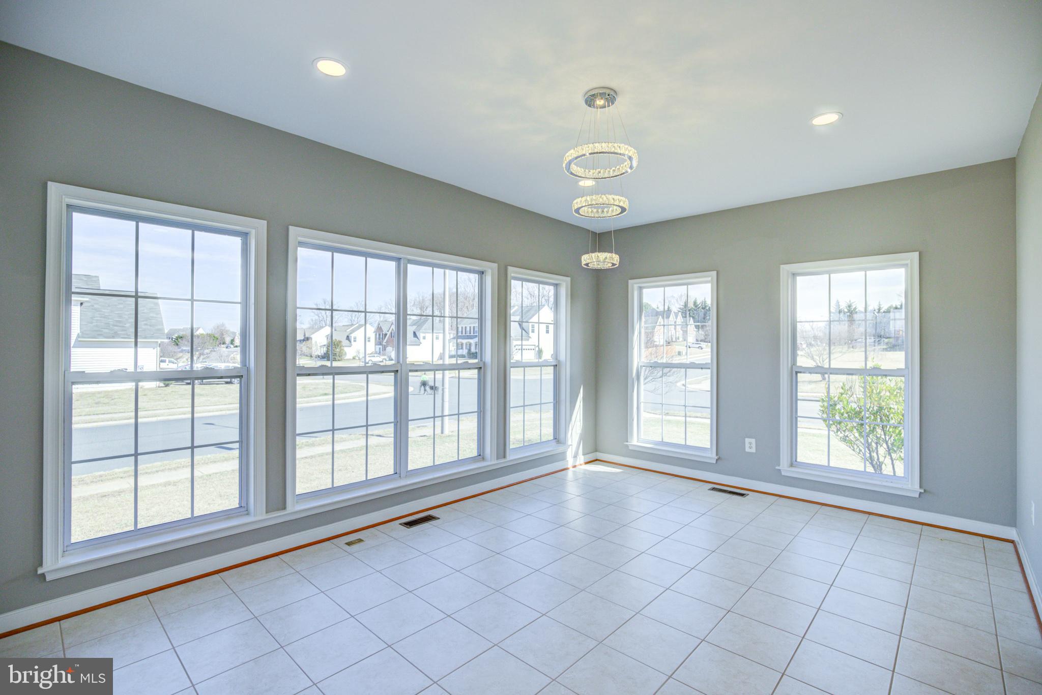 DALE CITY - Residential