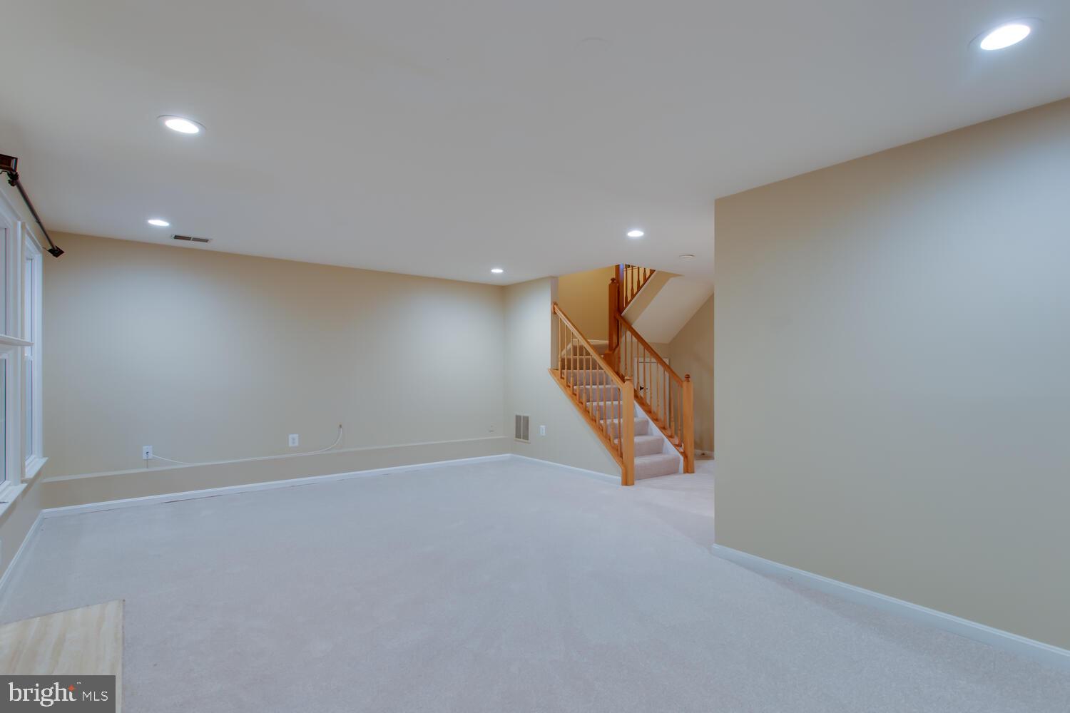 KINGSTOWNE - Residential