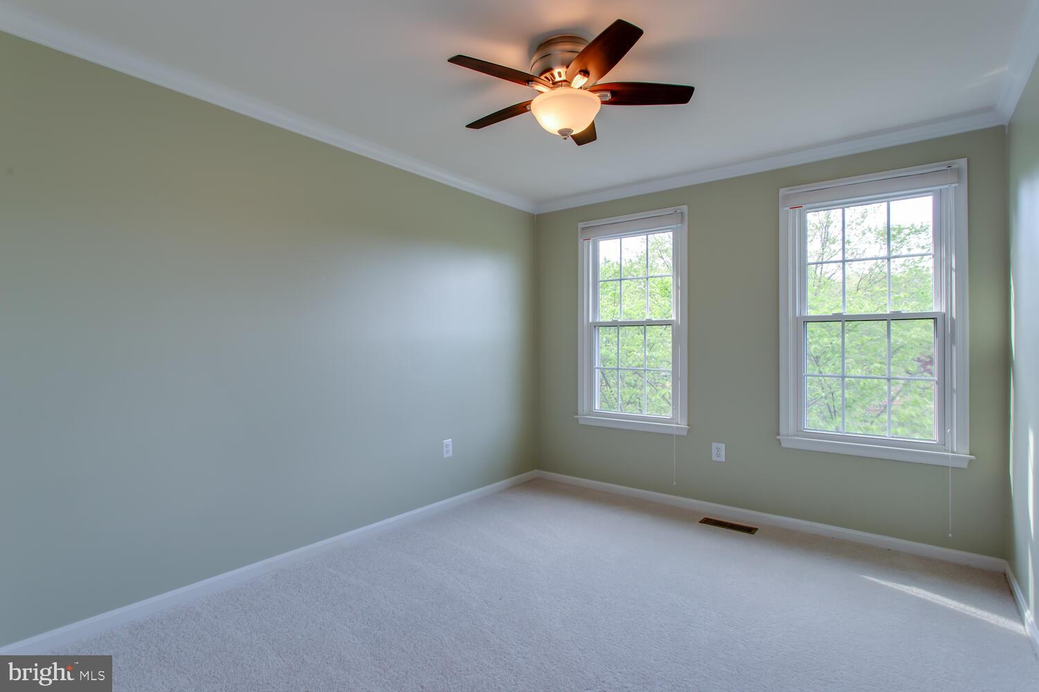 KINGSTOWNE - Residential