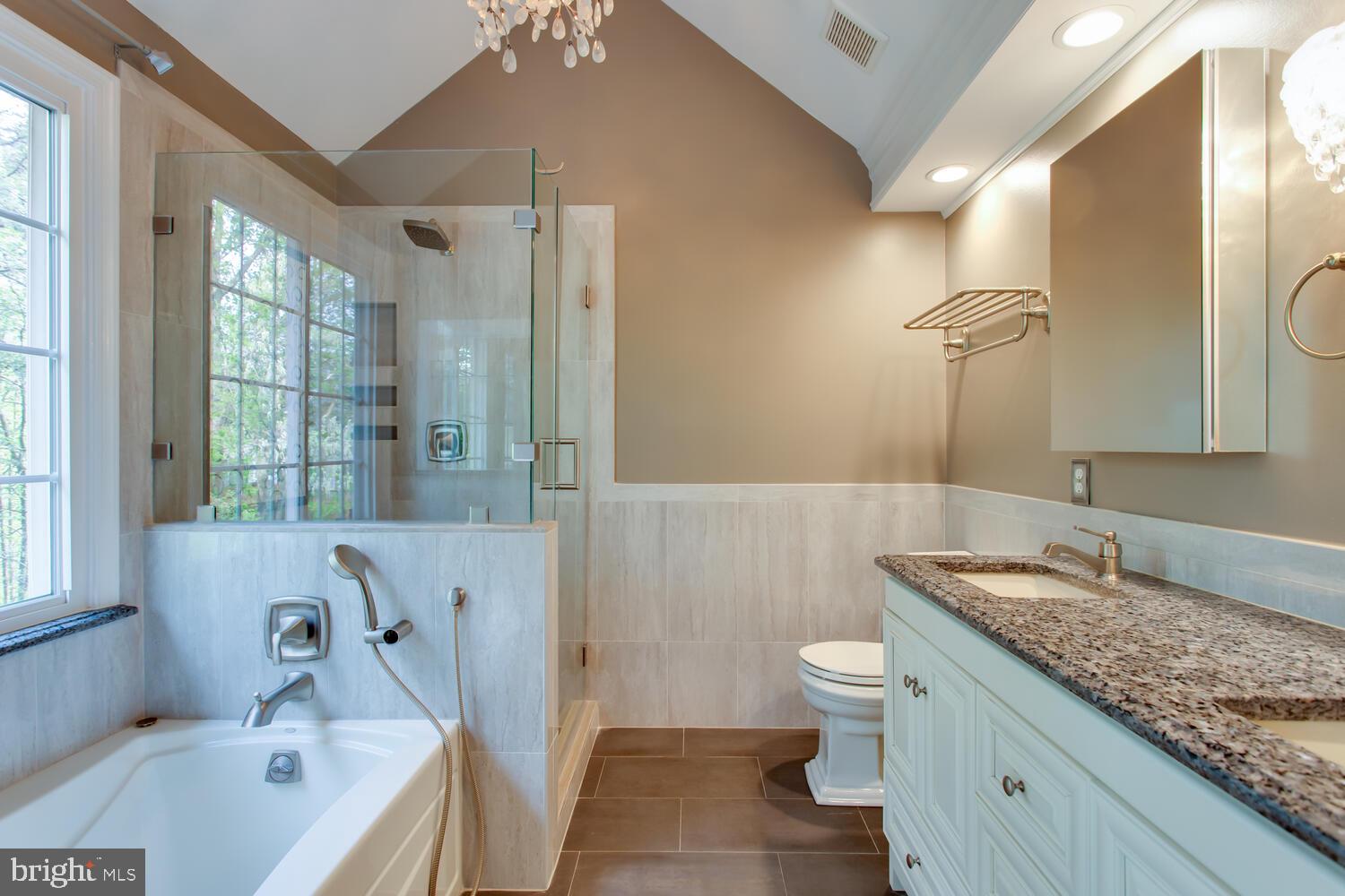 KINGSTOWNE - Residential