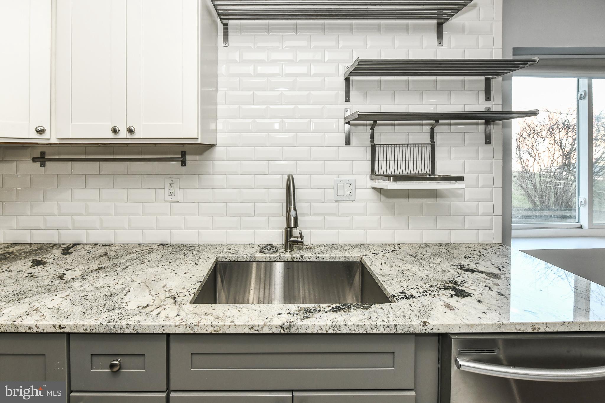 VALLEY HEIGHTS - Residential Lease