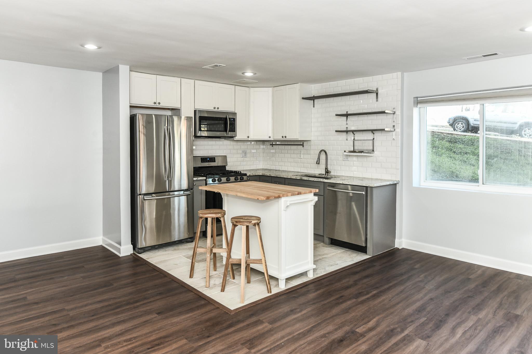 VALLEY HEIGHTS - Residential Lease