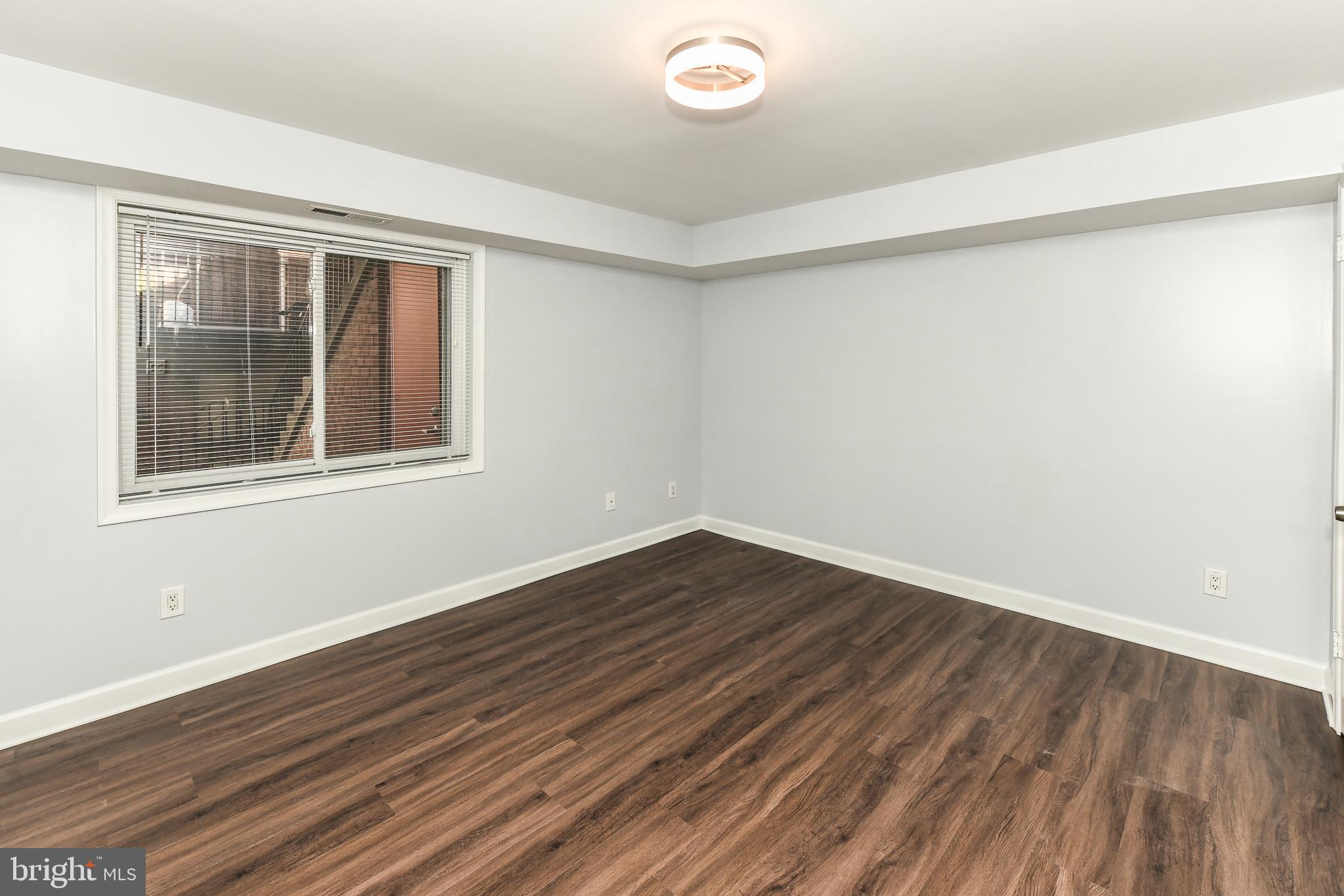 VALLEY HEIGHTS - Residential Lease