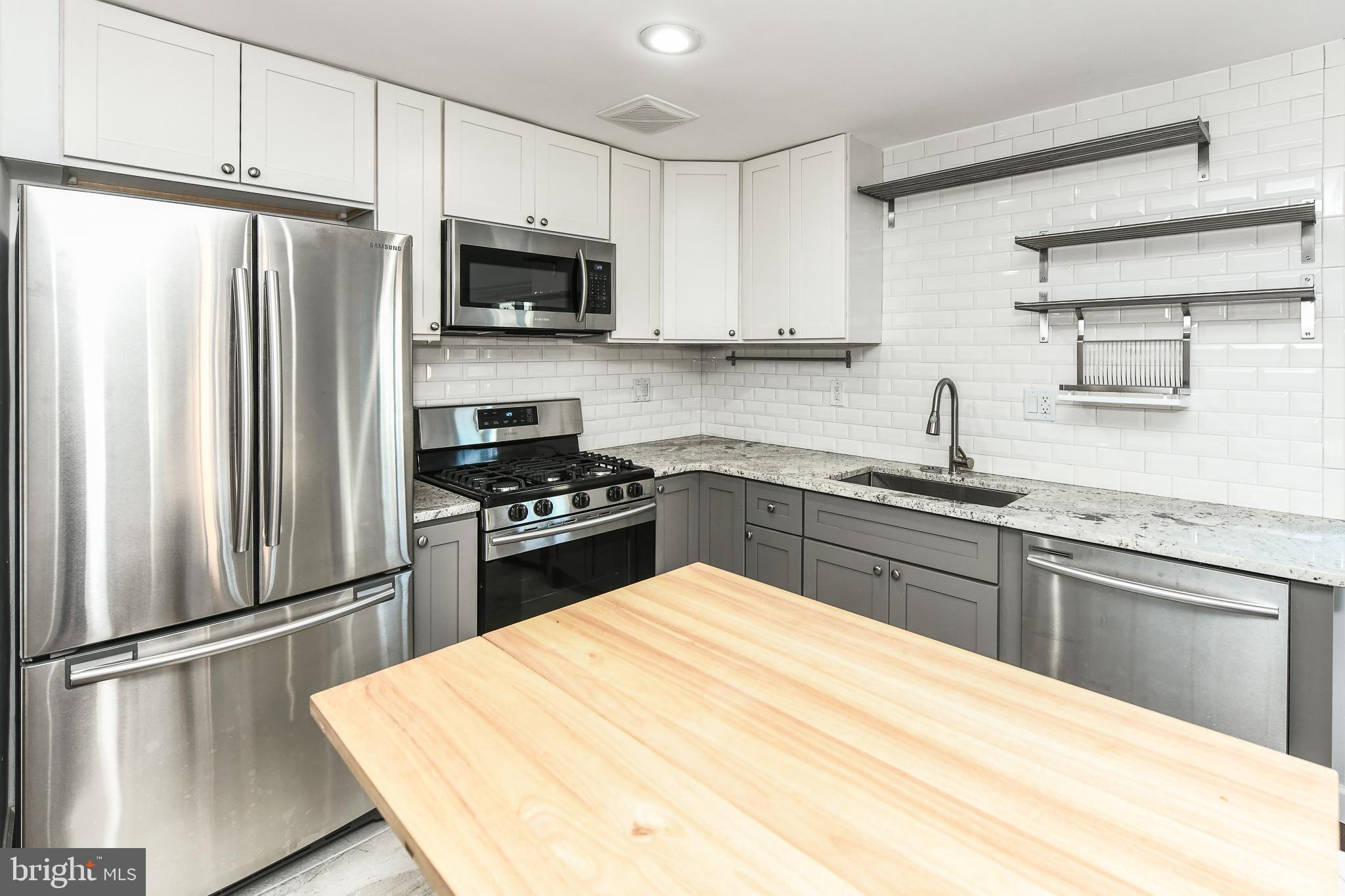 VALLEY HEIGHTS - Residential Lease