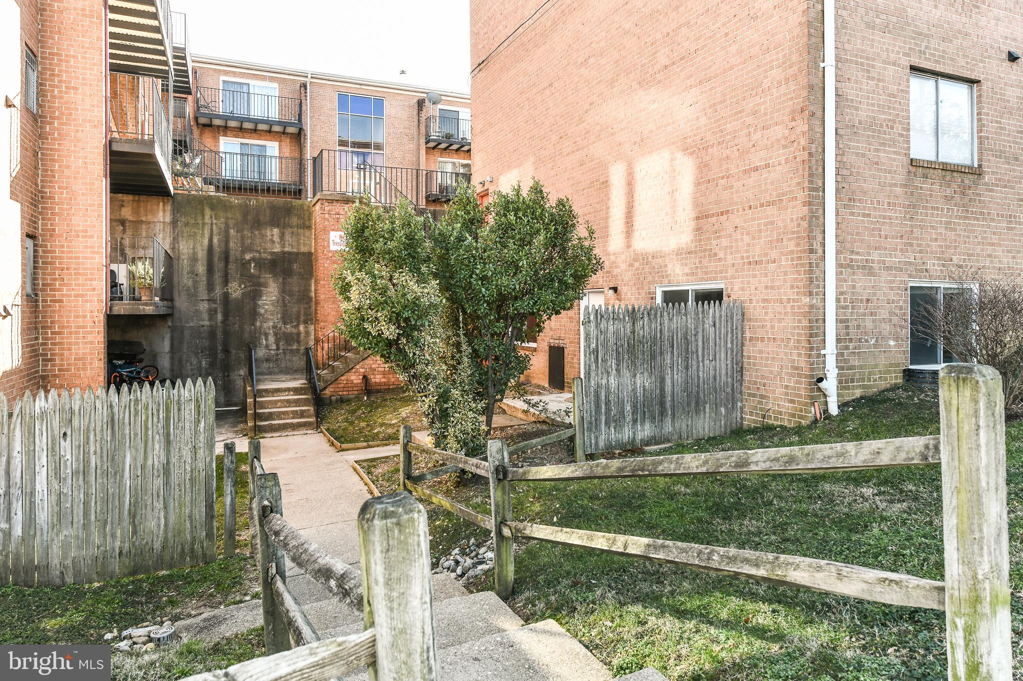 VALLEY HEIGHTS - Residential Lease