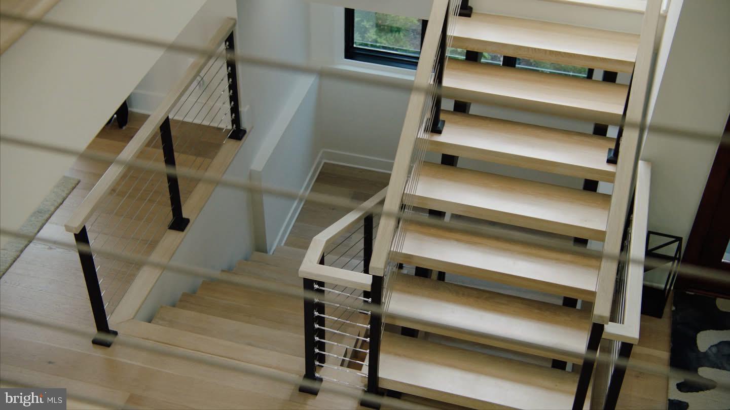 CONDON MANOR OF MCLEAN - Residential