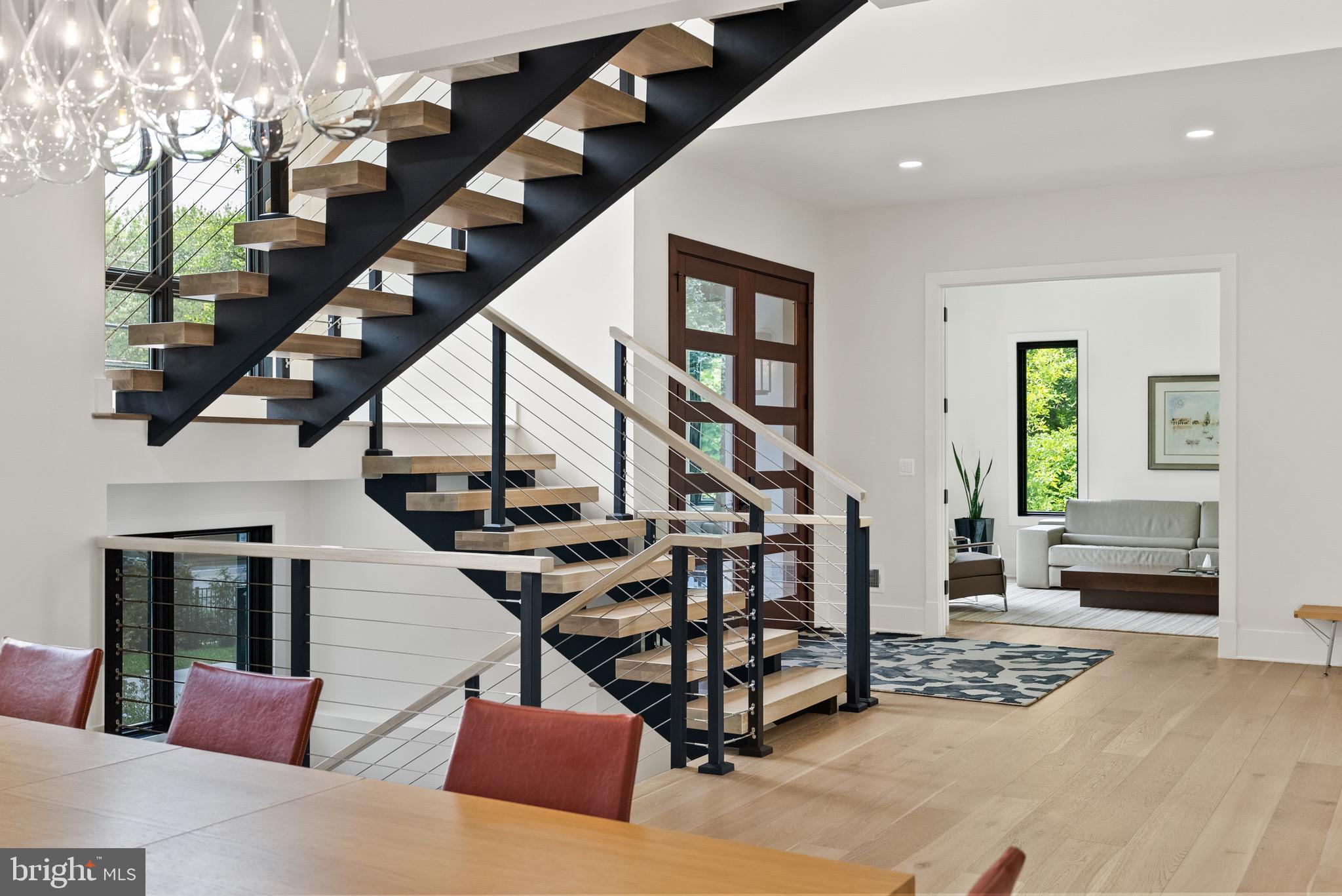 CONDON MANOR OF MCLEAN - Residential