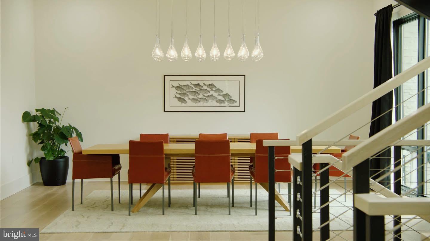 CONDON MANOR OF MCLEAN - Residential