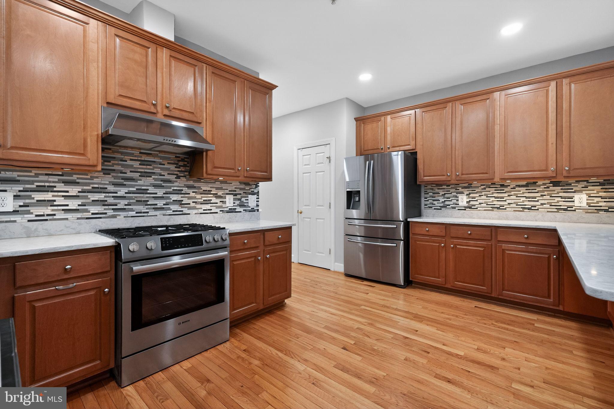 KING FARM IRVINGTON - Residential