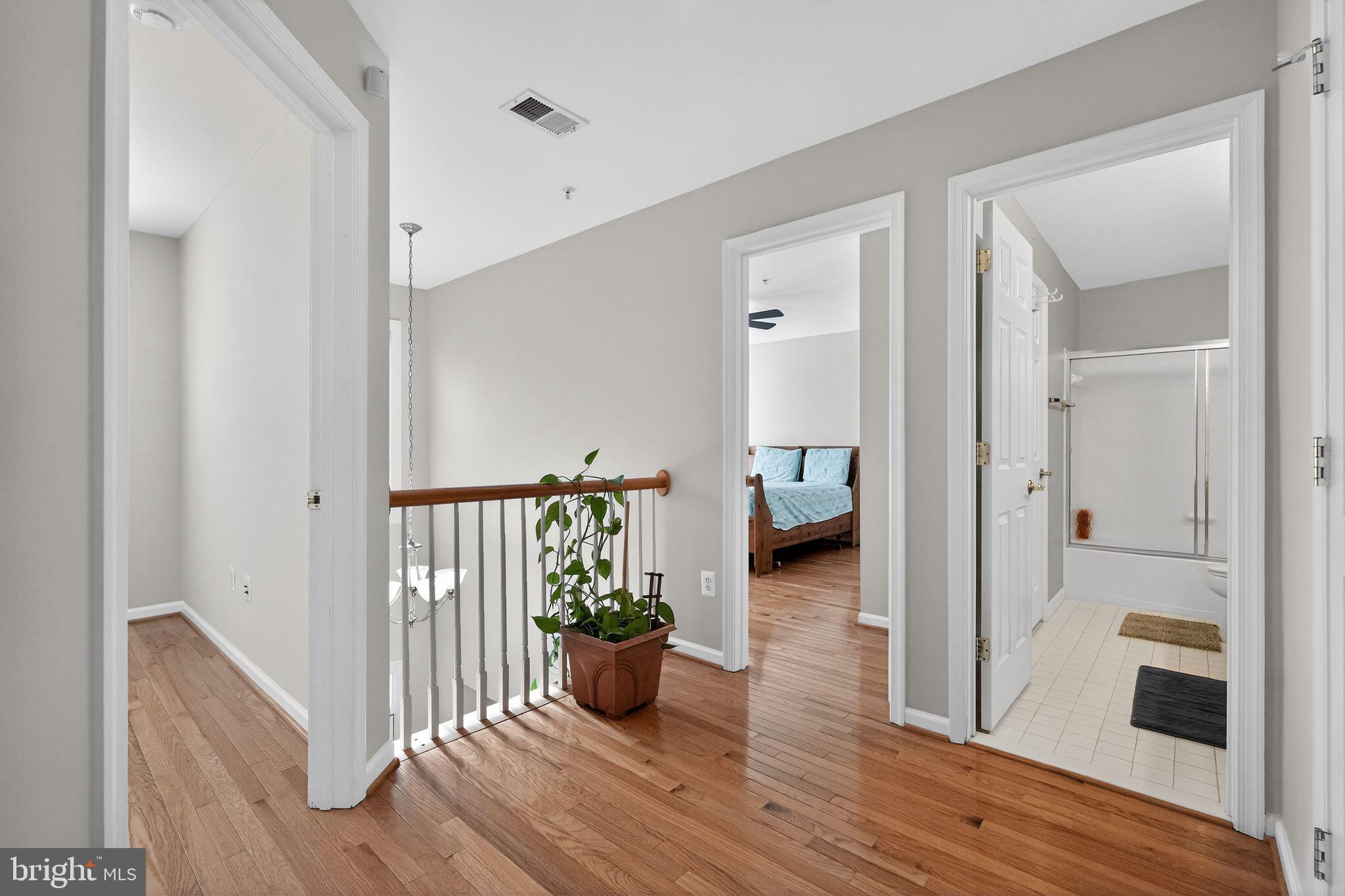 KING FARM IRVINGTON - Residential