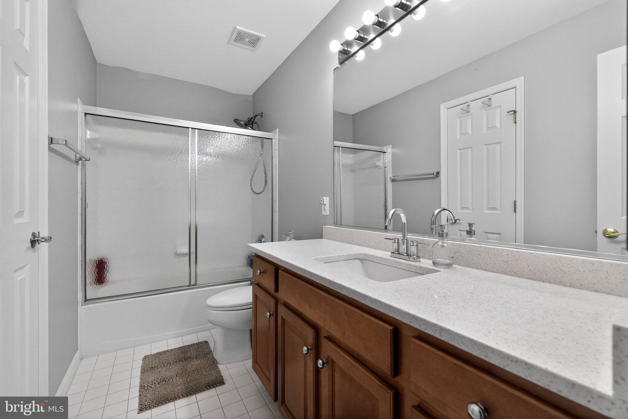 KING FARM IRVINGTON - Residential