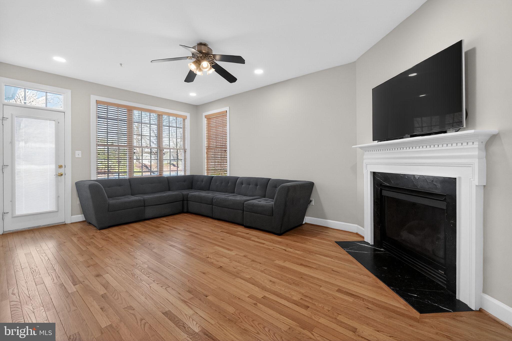 KING FARM IRVINGTON - Residential