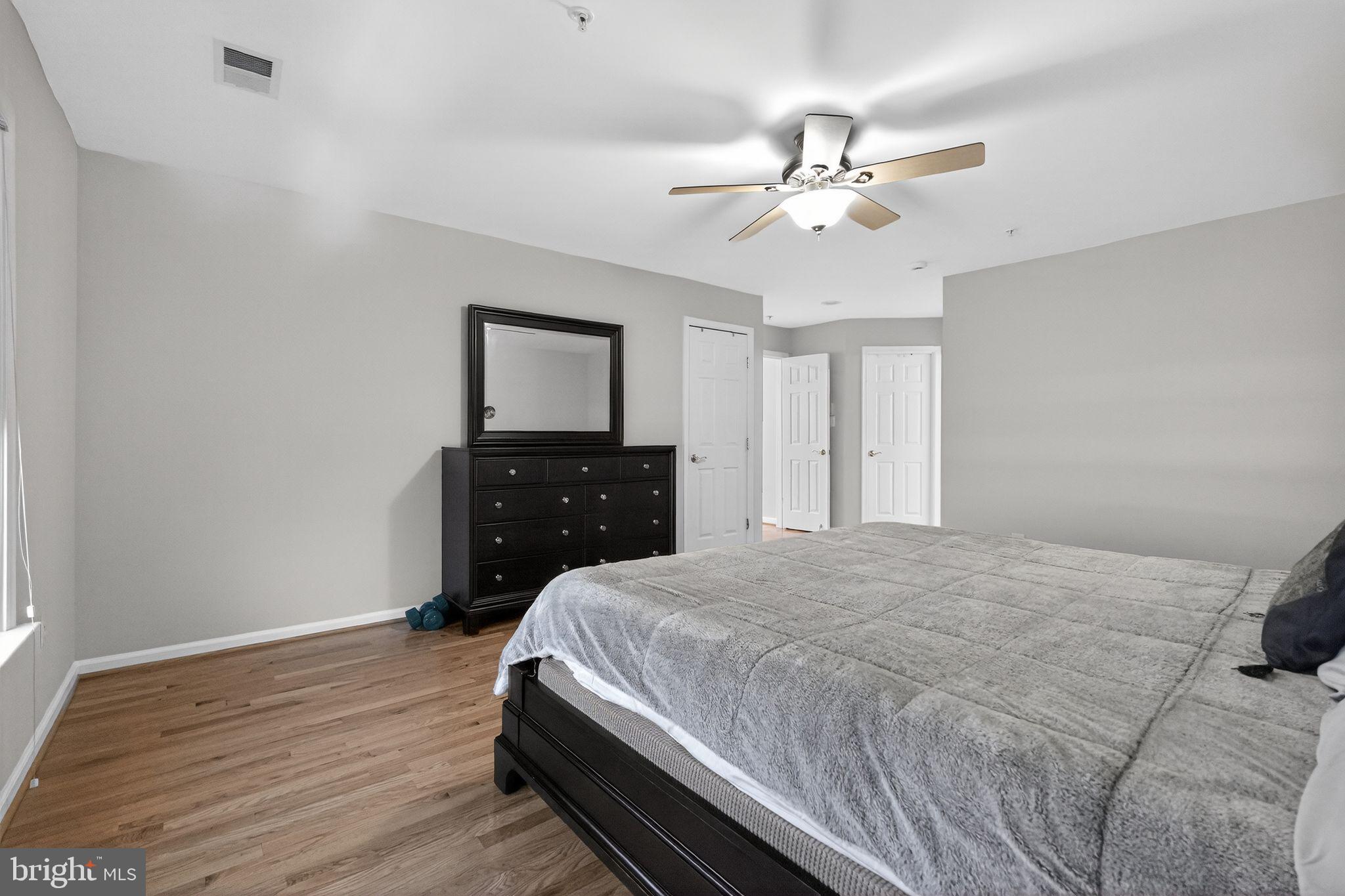 KING FARM IRVINGTON - Residential