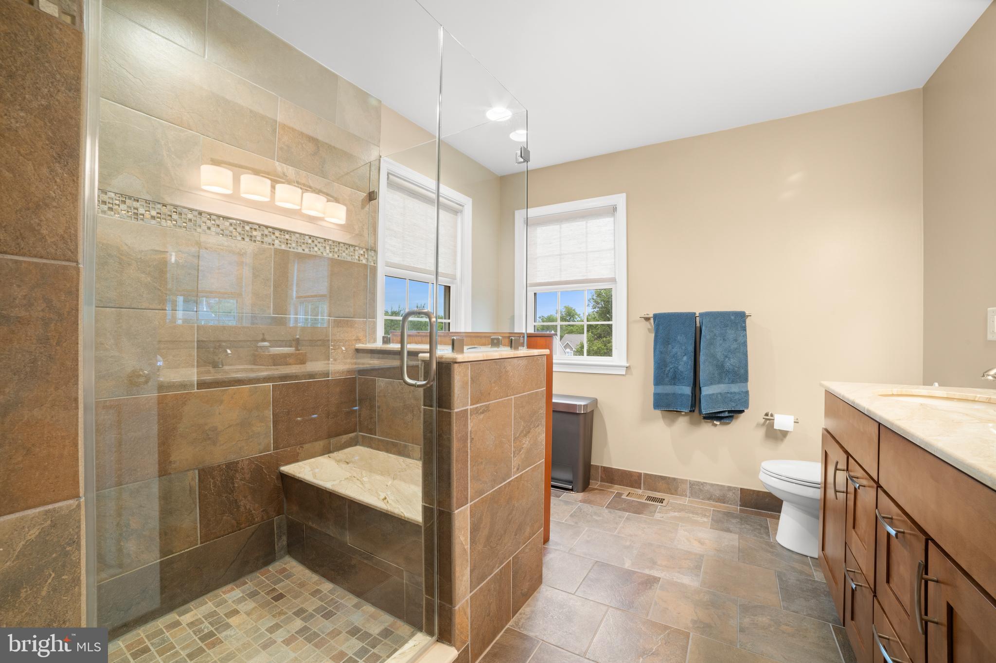 CREEKWOOD - Residential