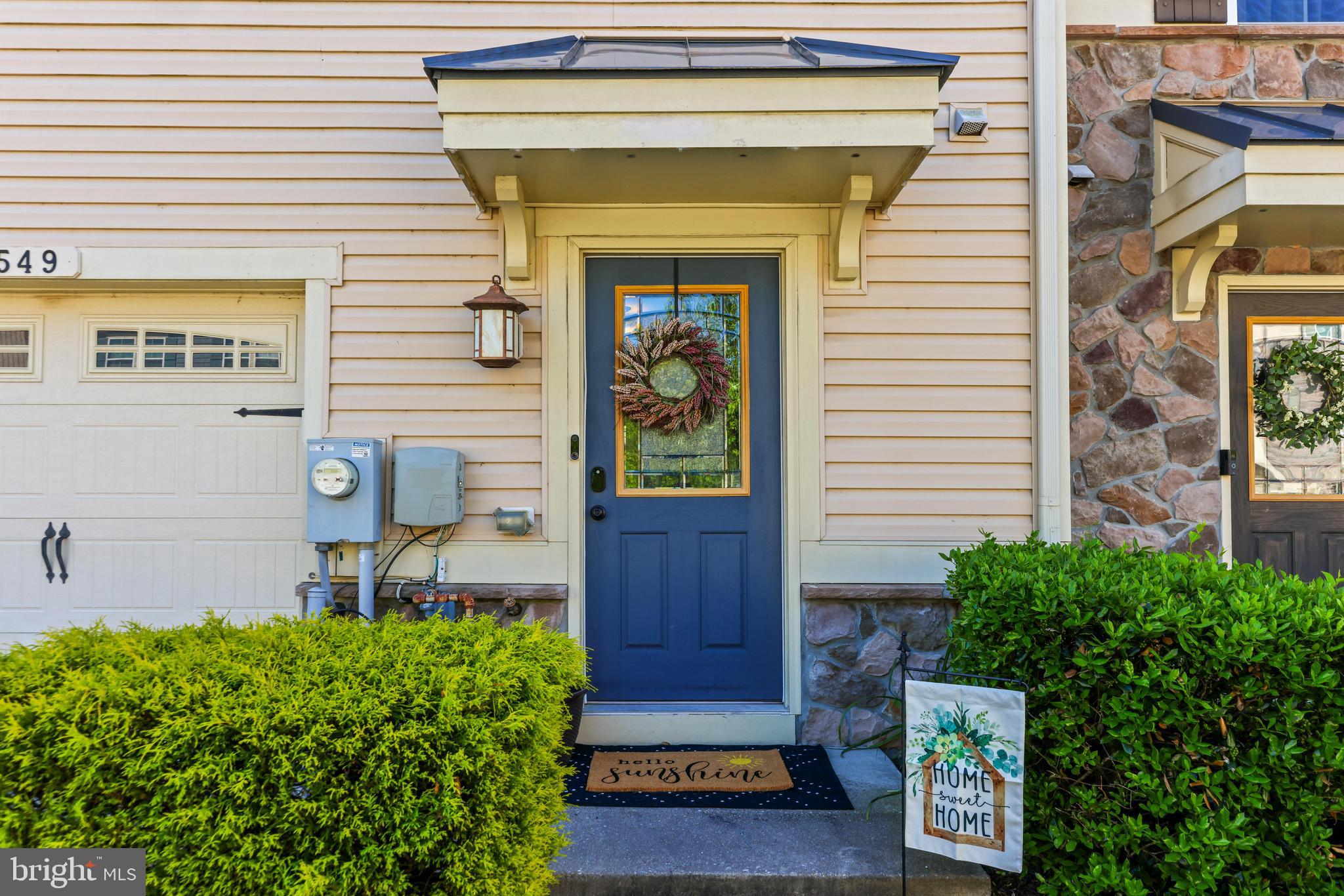 CREEKSIDE VILLAGE - Residential