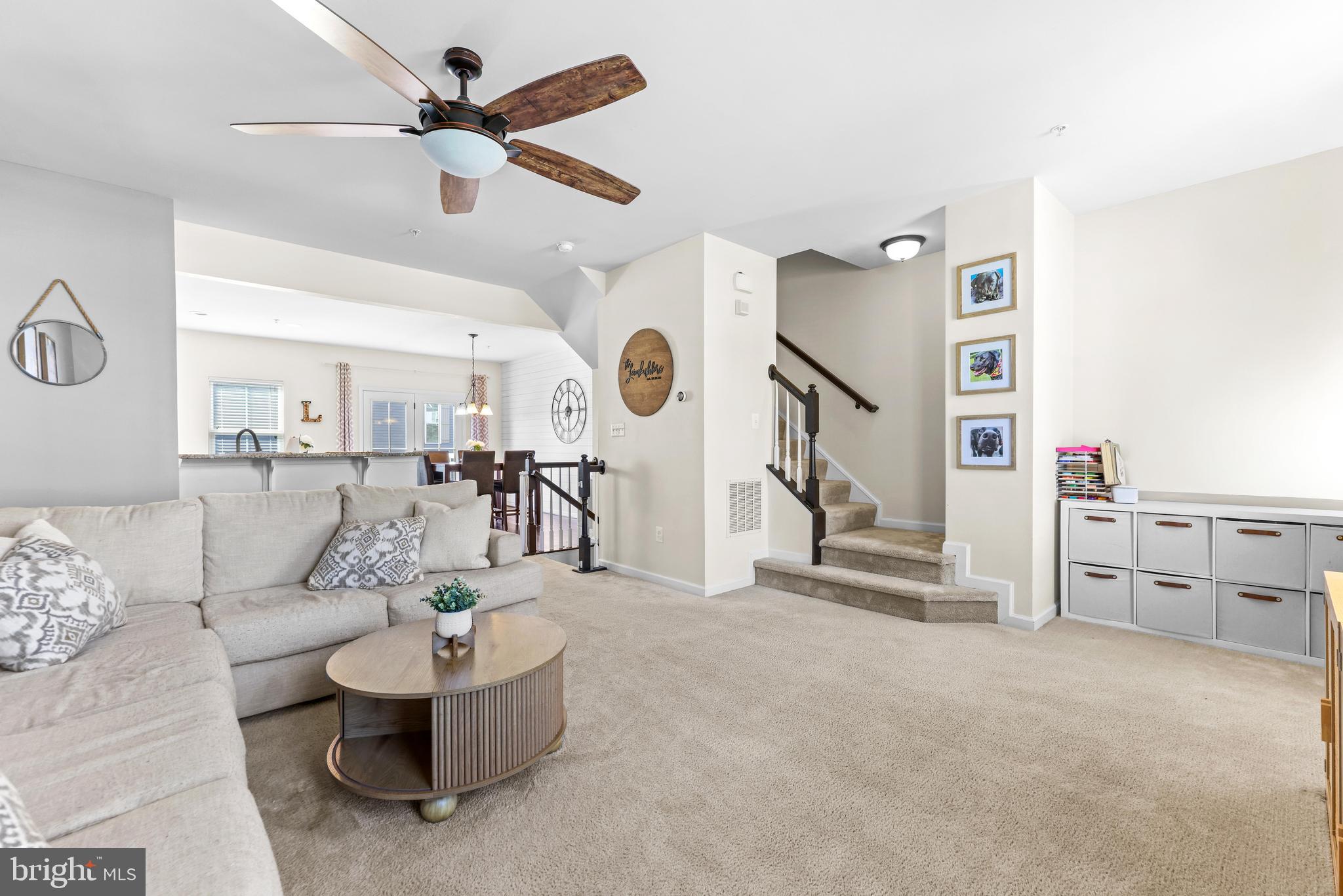 CREEKSIDE VILLAGE - Residential