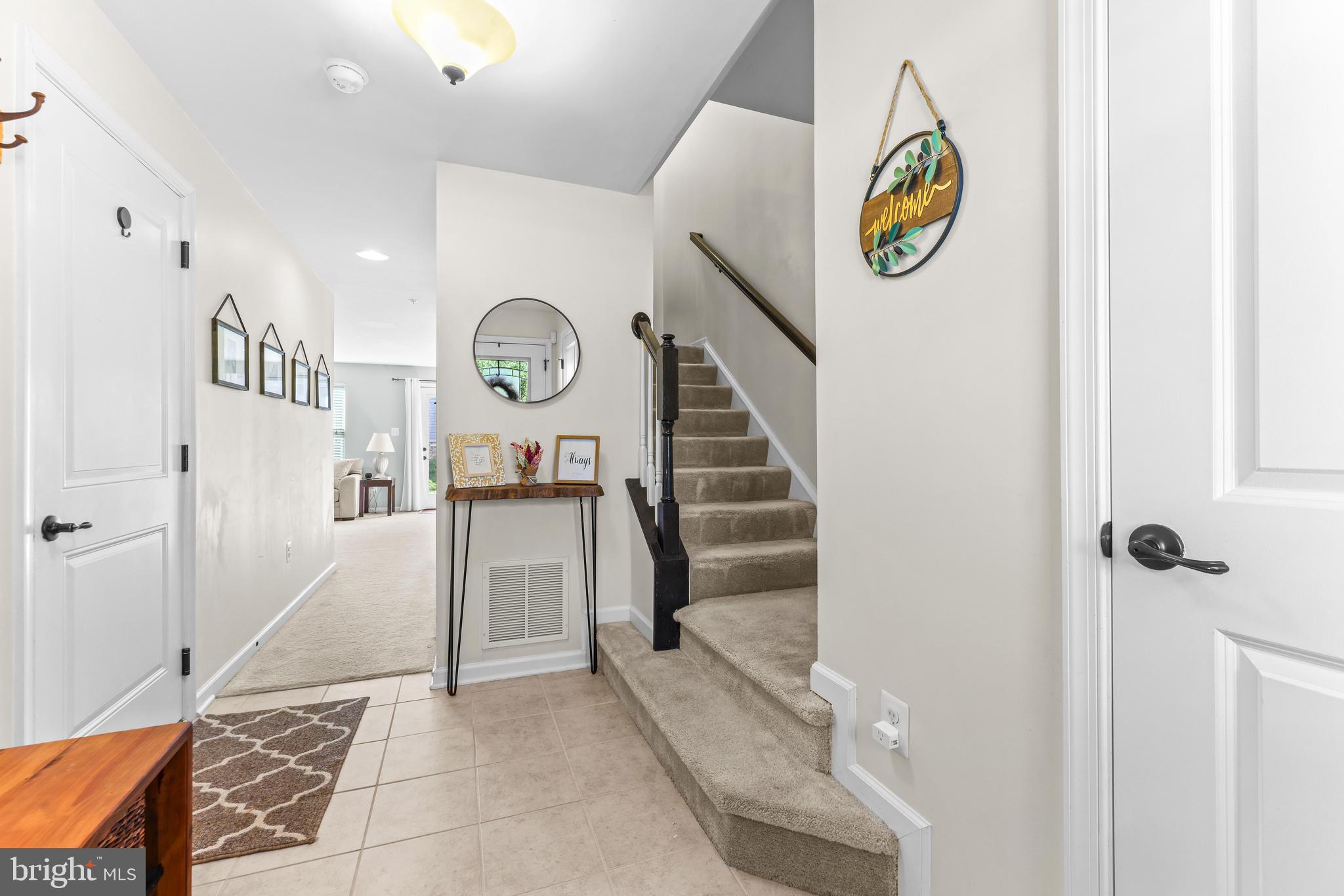 CREEKSIDE VILLAGE - Residential