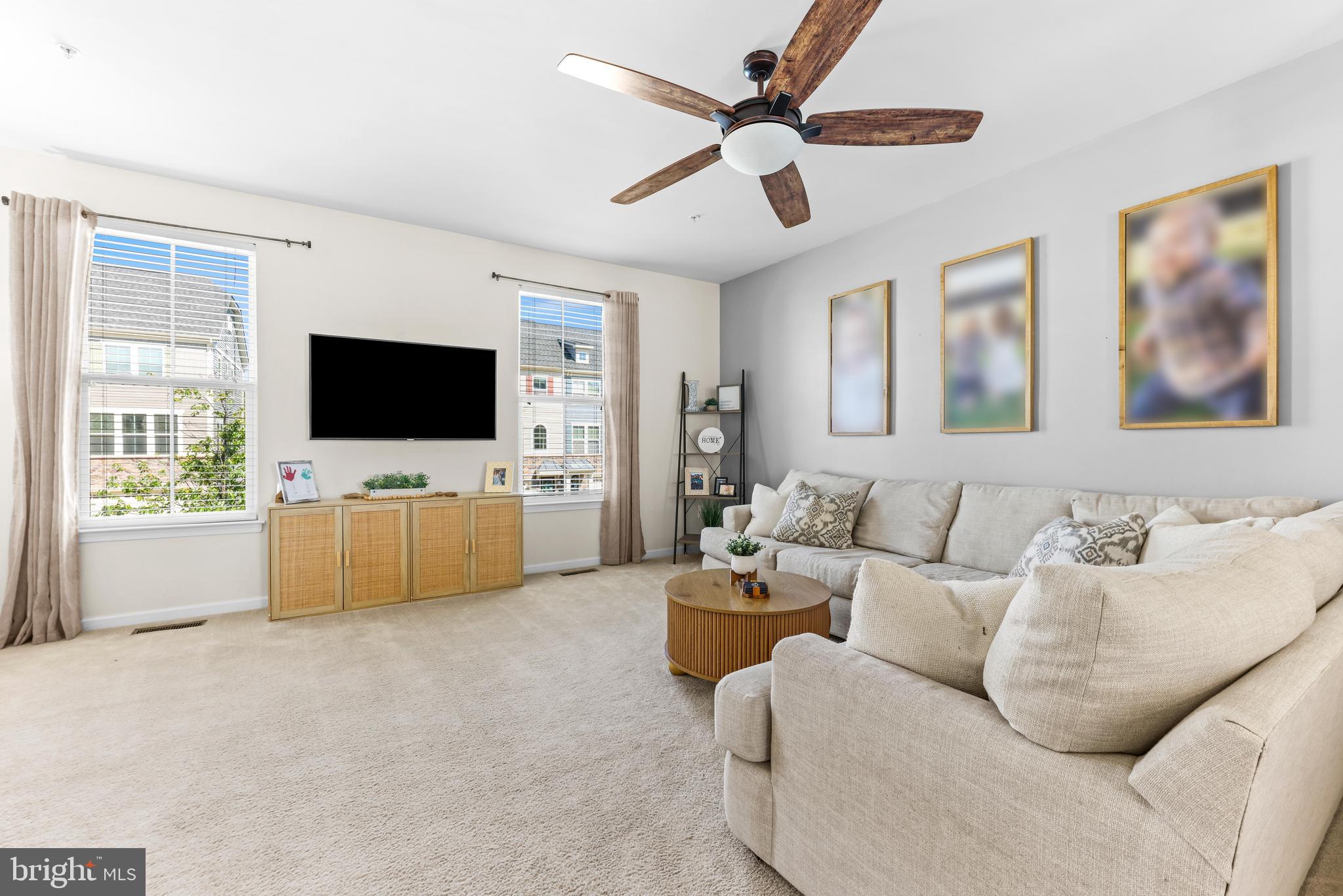 CREEKSIDE VILLAGE - Residential